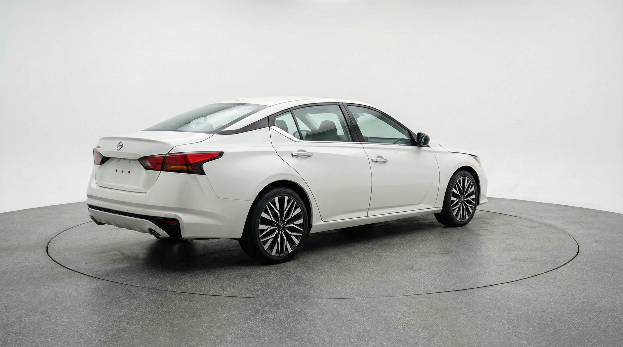 Thumbnail: 2025 Nissan Altima - 7