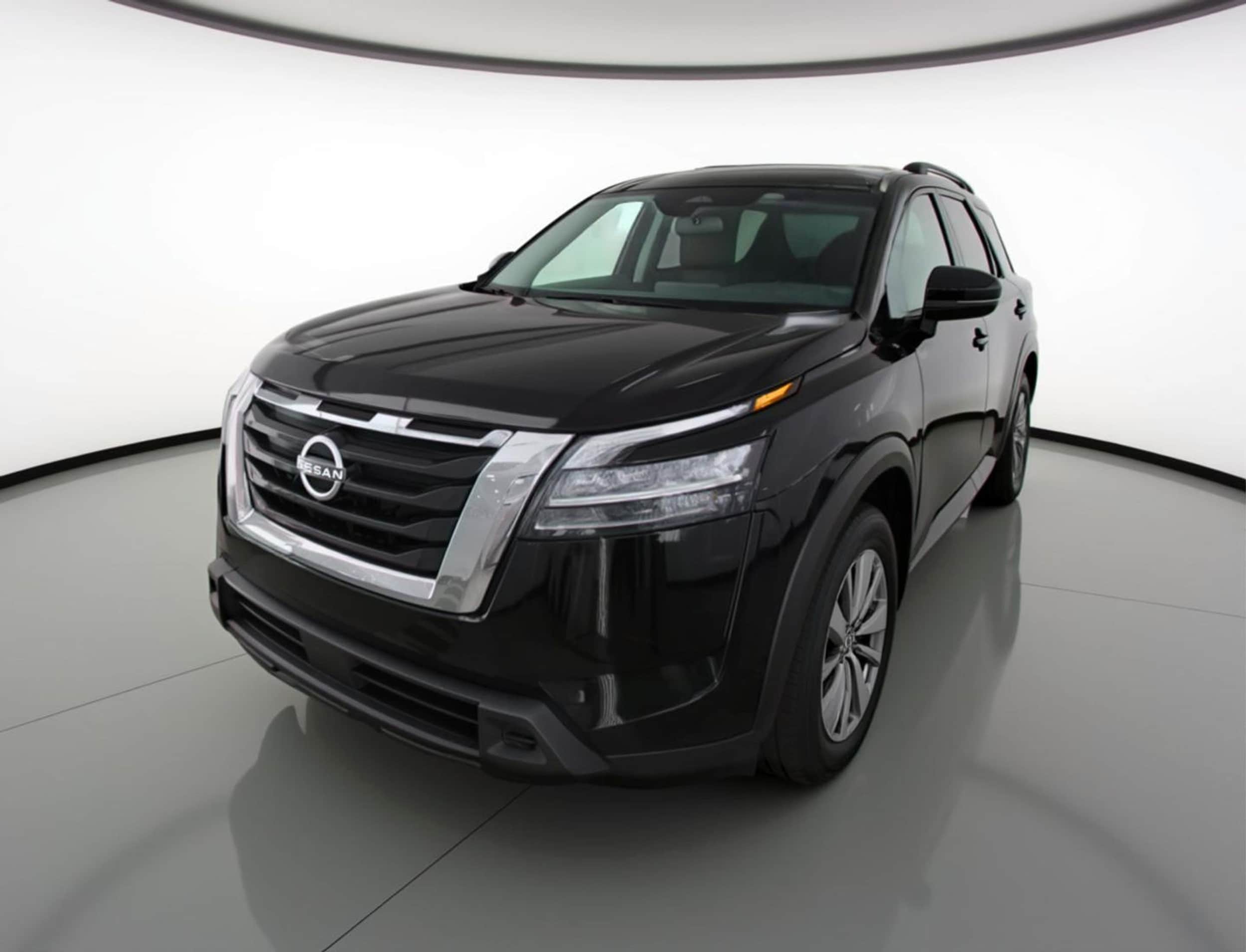Thumbnail: 2025 Nissan Pathfinder - 3