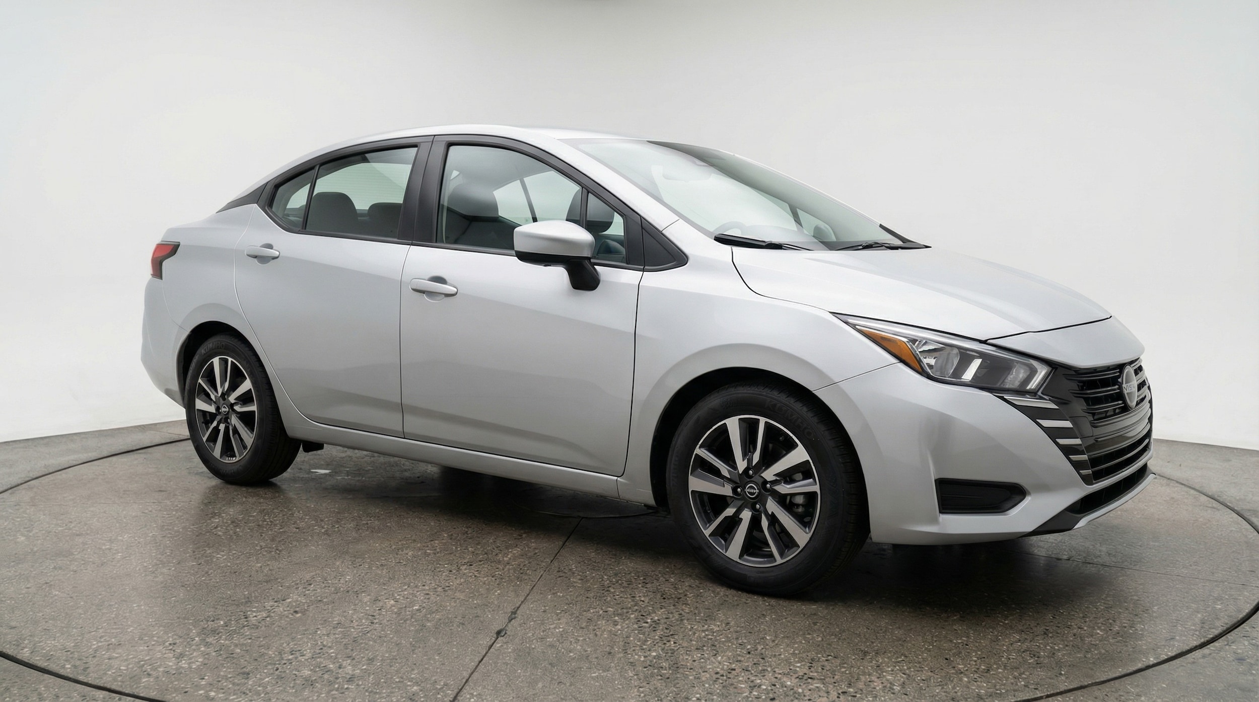 2025 Nissan Versa Sedan SV