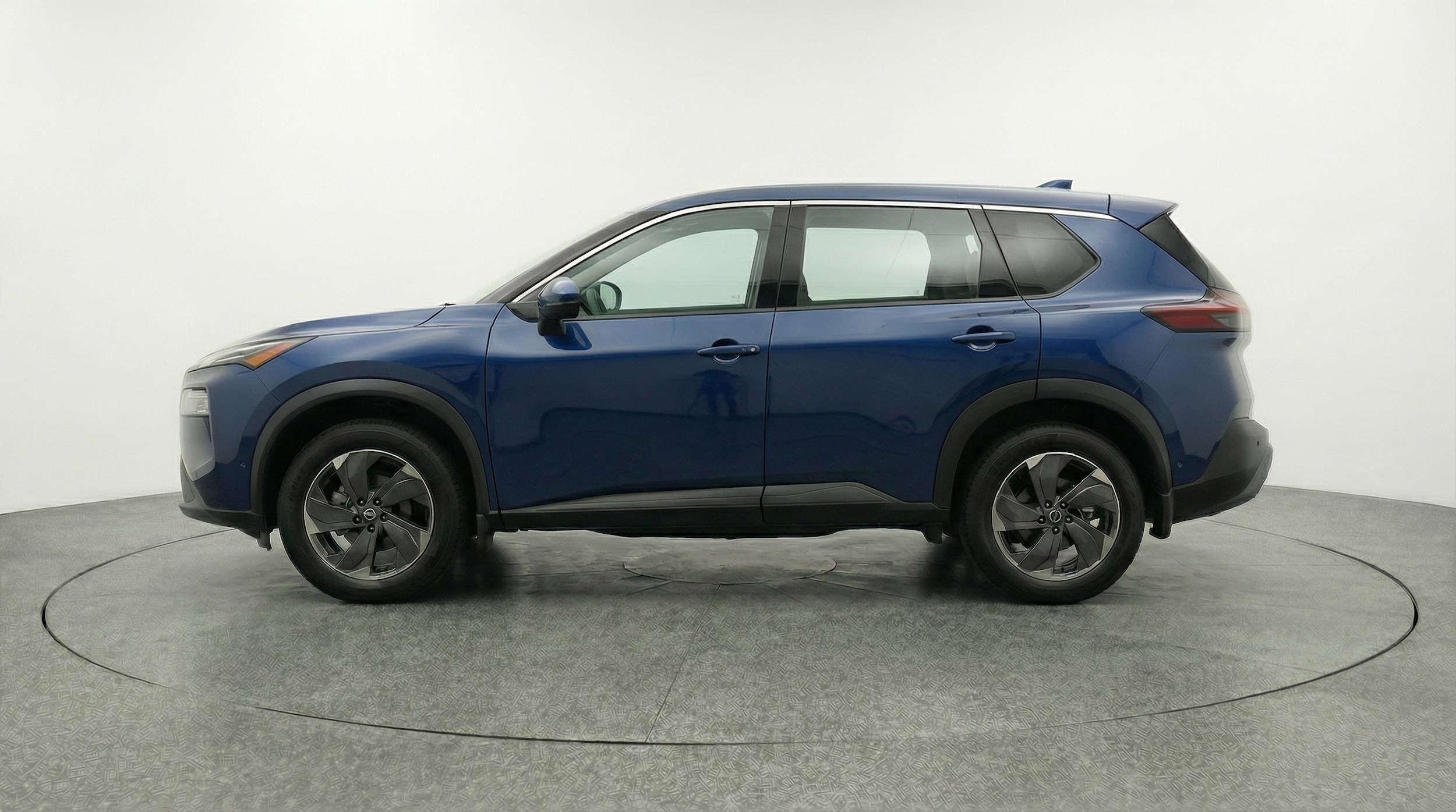 Thumbnail: 2025 Nissan Rogue - 4