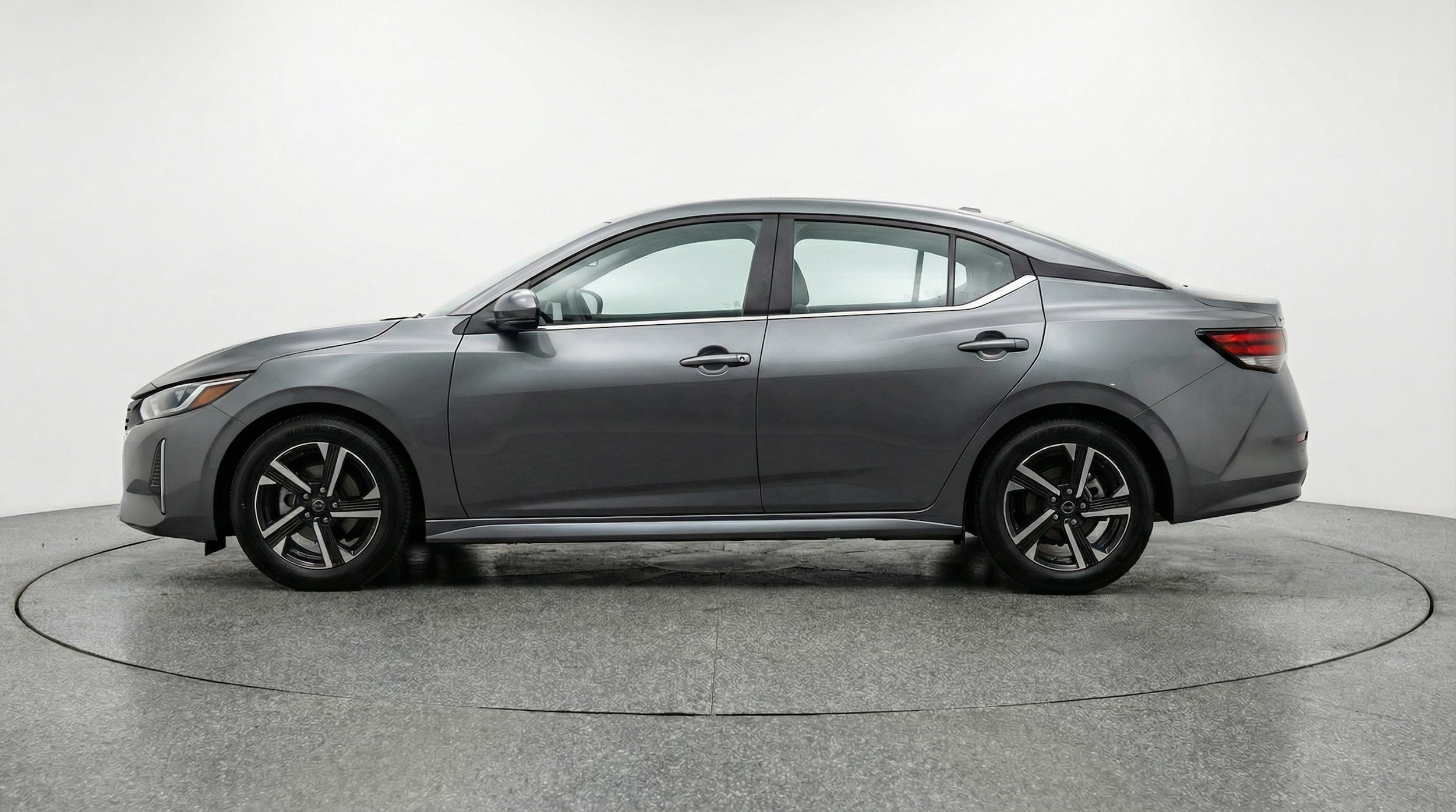 Thumbnail: 2025 Nissan Sentra - 4