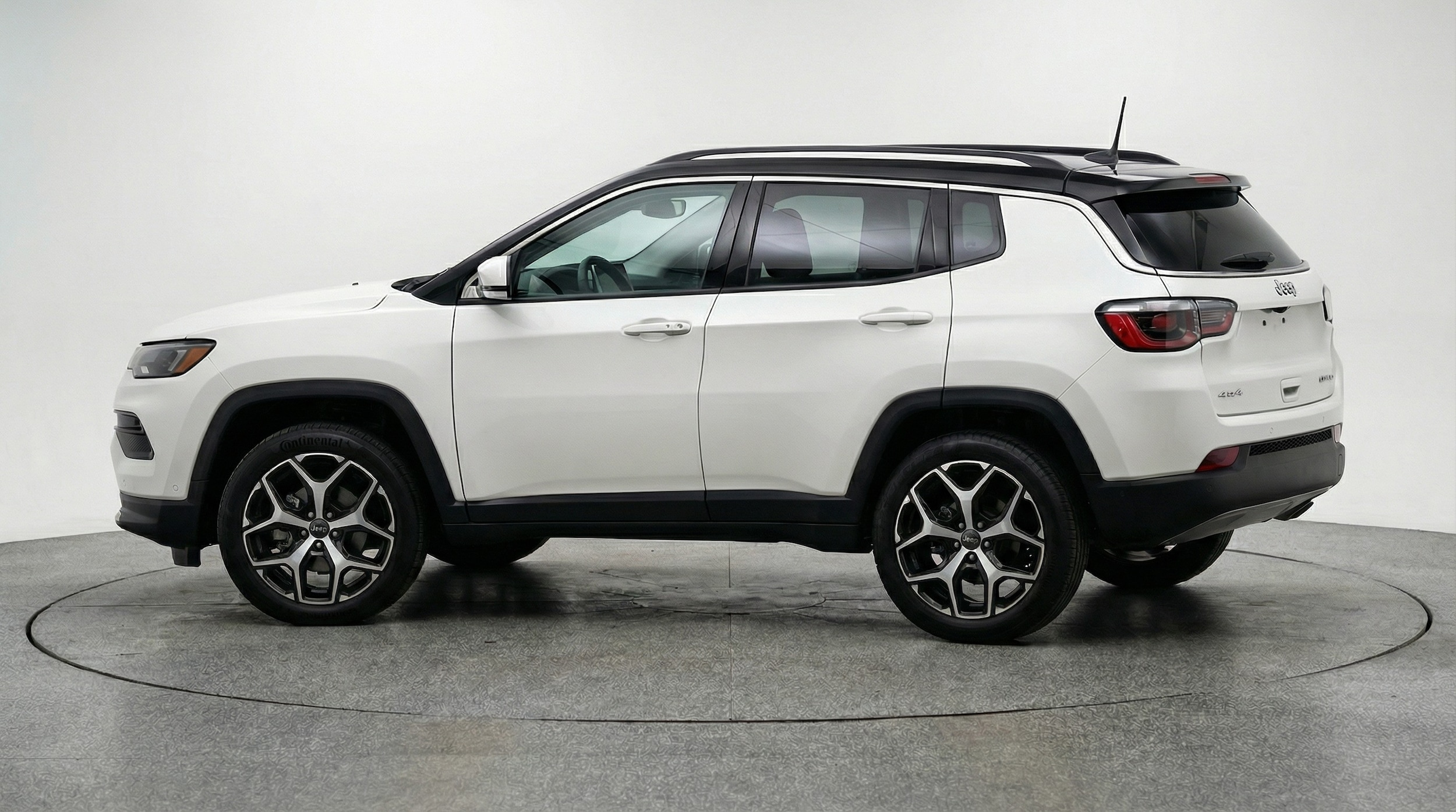 Thumbnail: 2025 Jeep Compass - 4