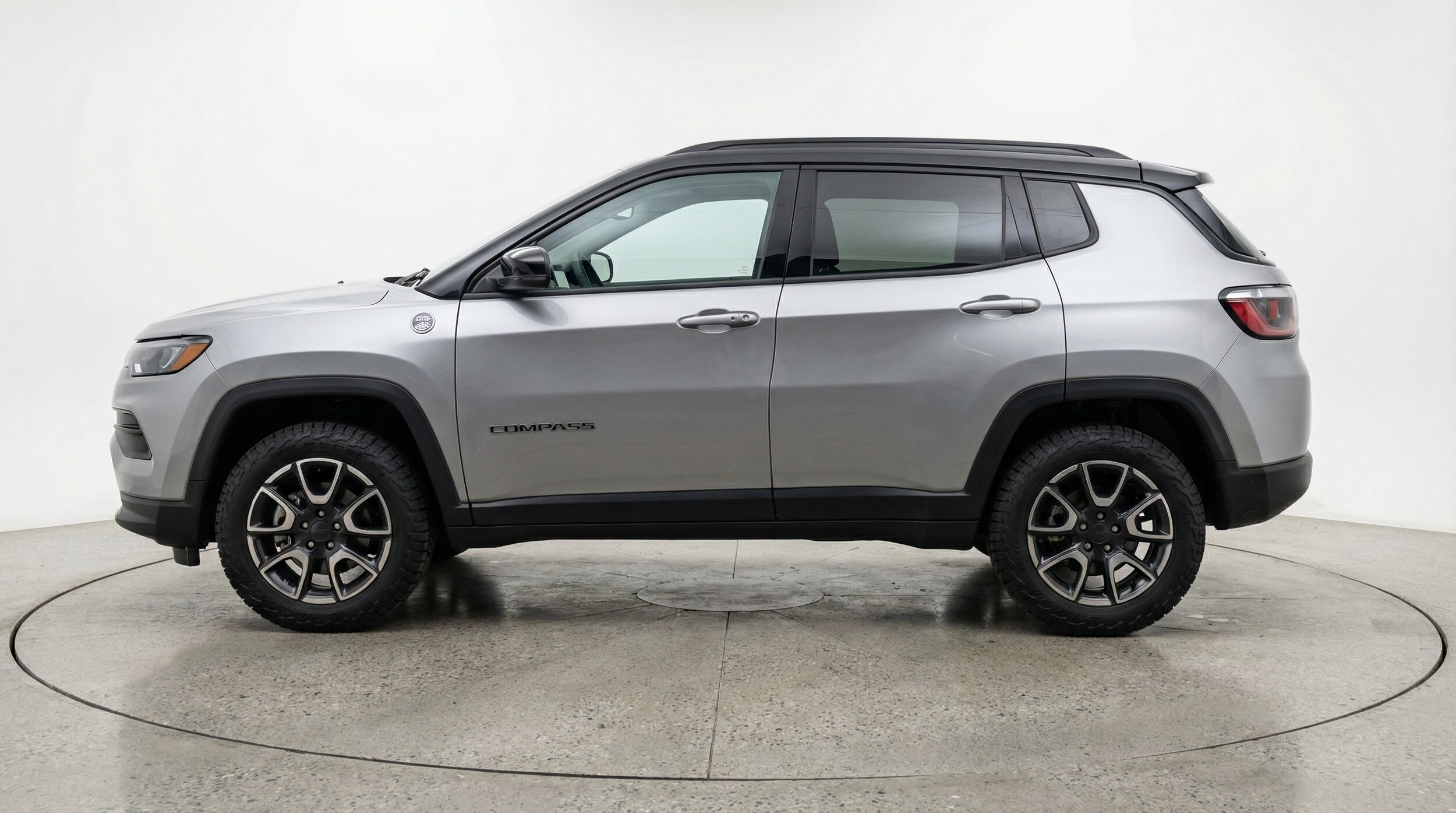 Thumbnail: 2025 Jeep Compass - 4