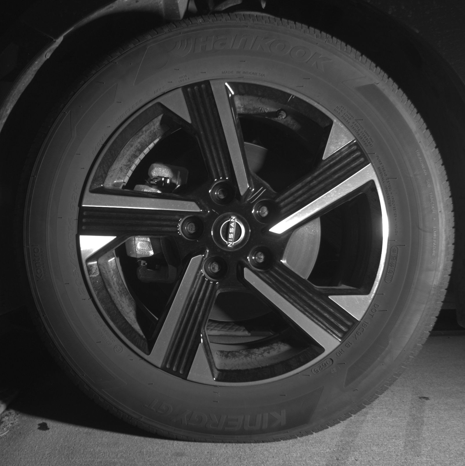 Thumbnail: 2025 Nissan Sentra - 9