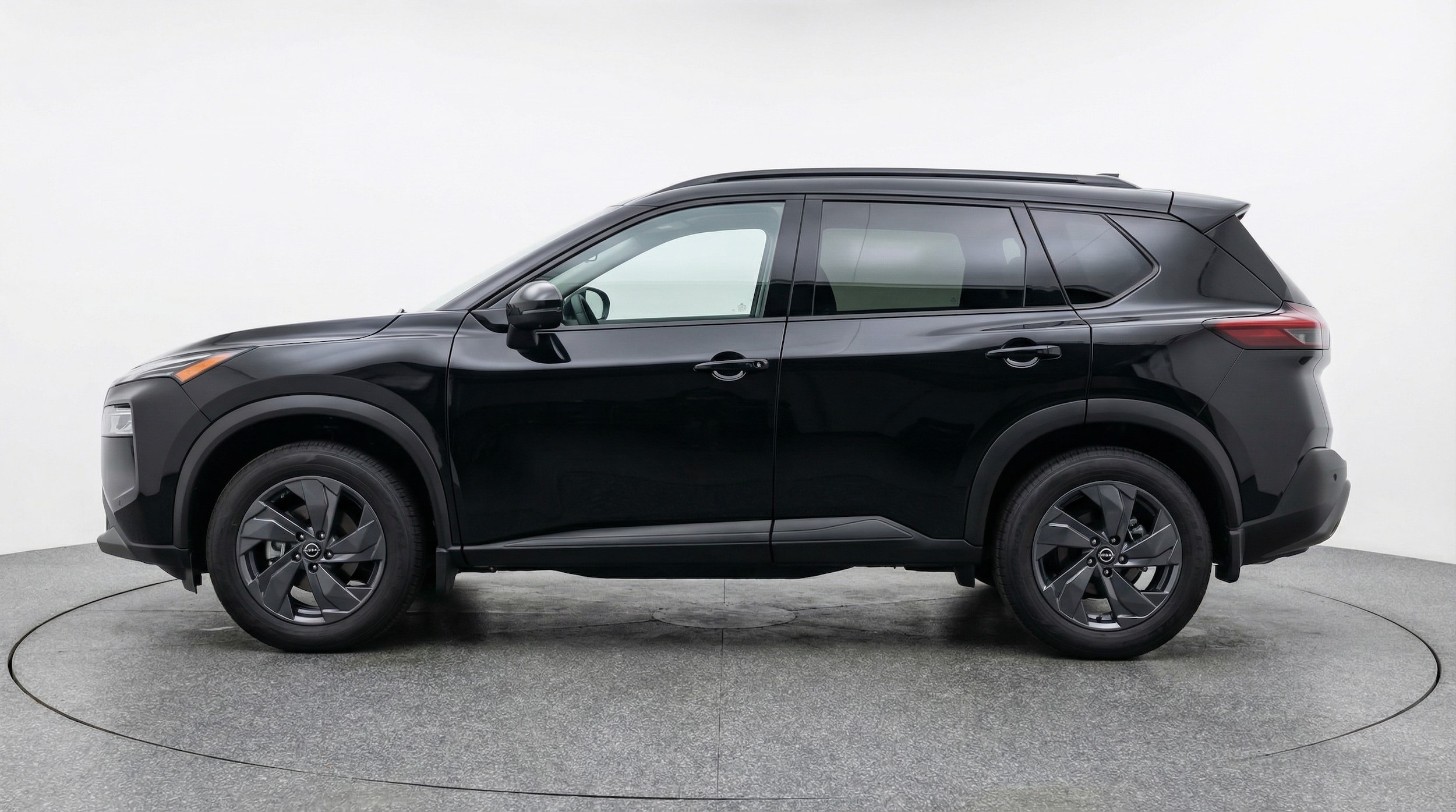 Thumbnail: 2025 Nissan Rogue - 4