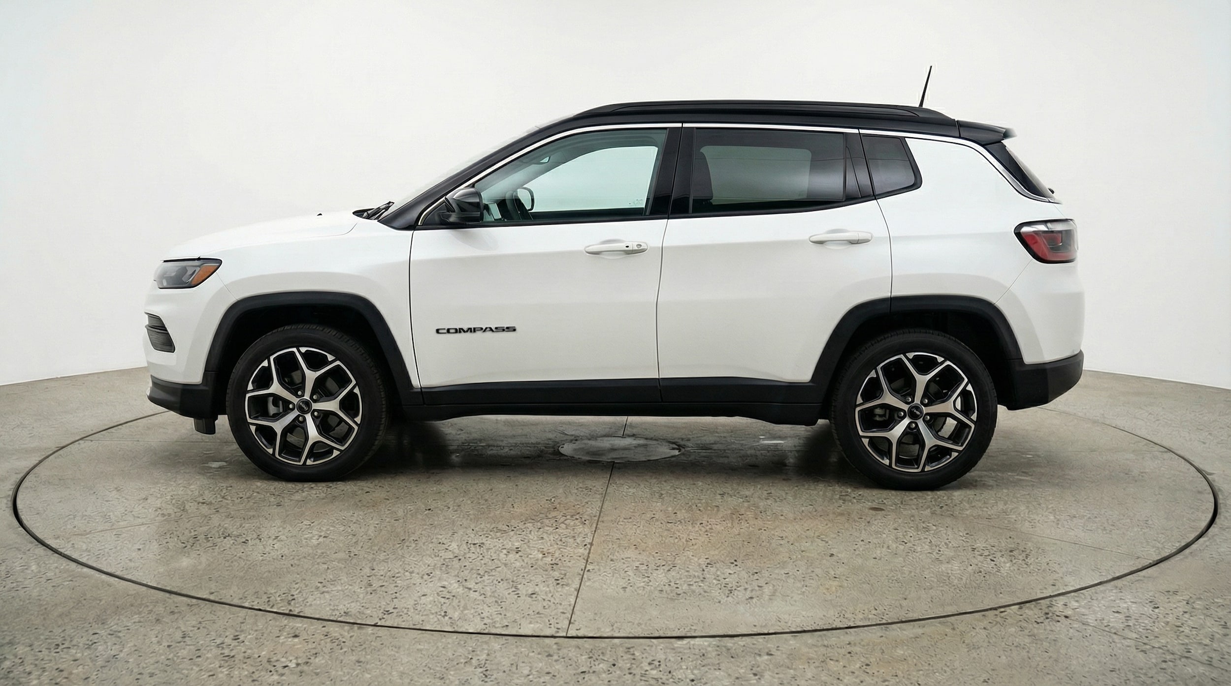 Thumbnail: 2025 Jeep Compass - 4