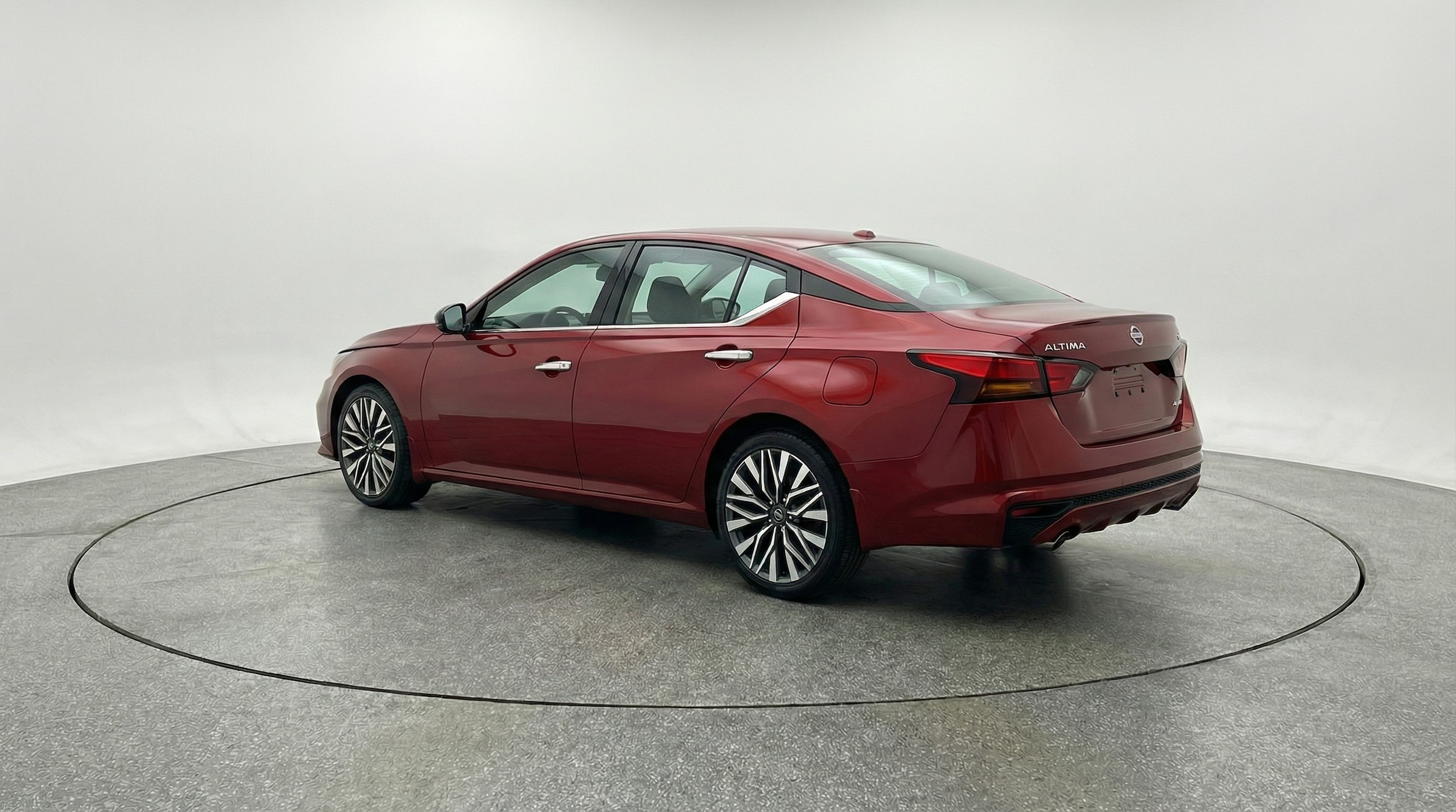 Thumbnail: 2025 Nissan Altima - 5