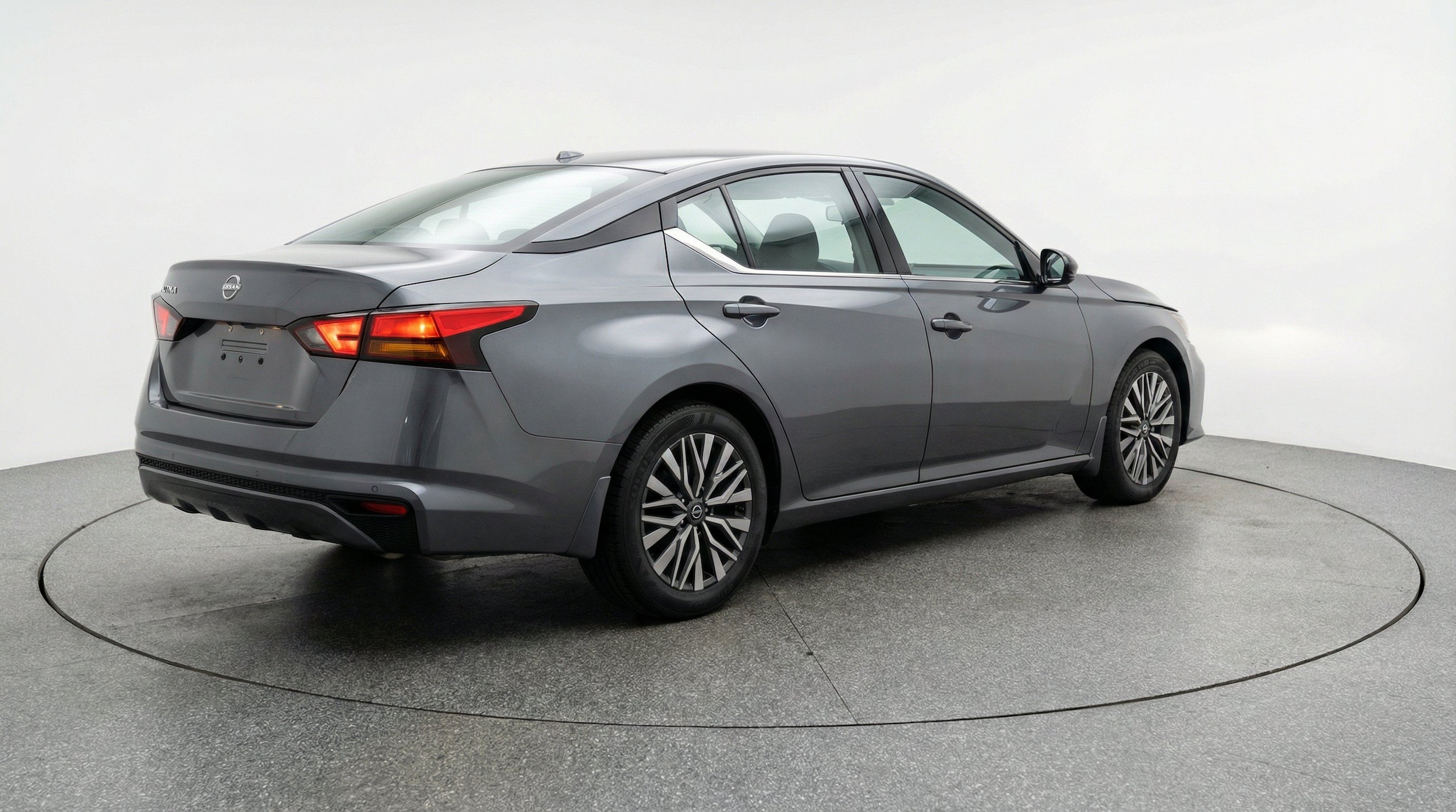 Thumbnail: 2025 Nissan Altima - 9