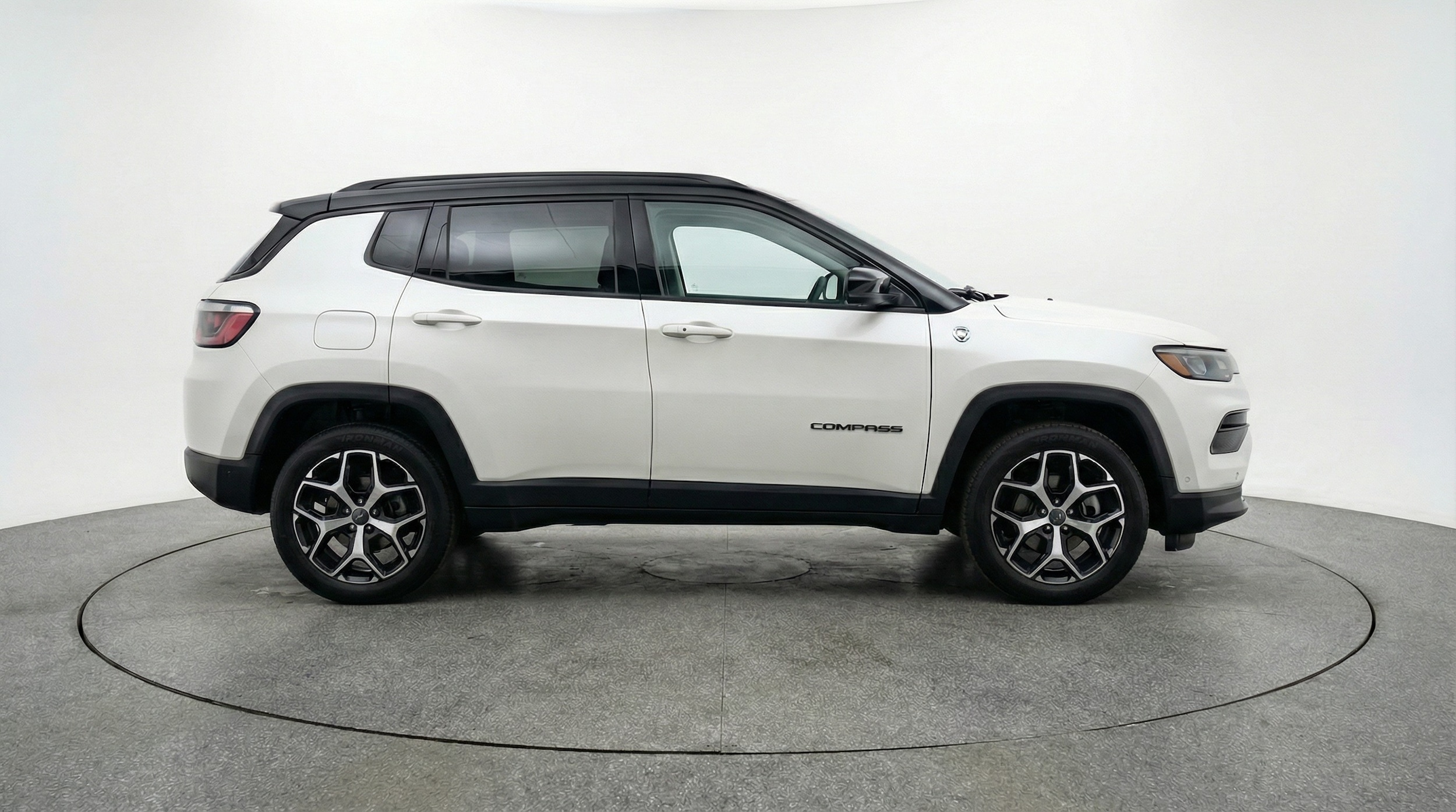 Thumbnail: 2025 Jeep Compass - 8