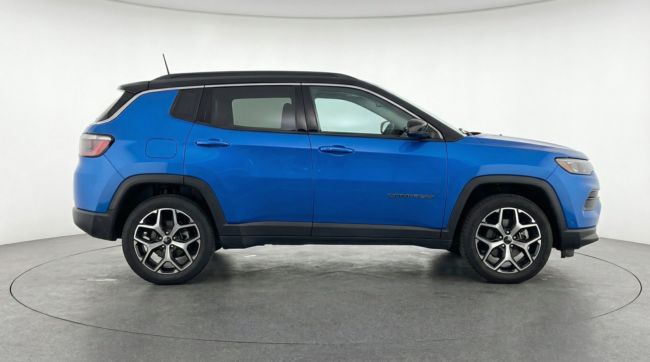 Thumbnail: 2025 Jeep Compass - 10