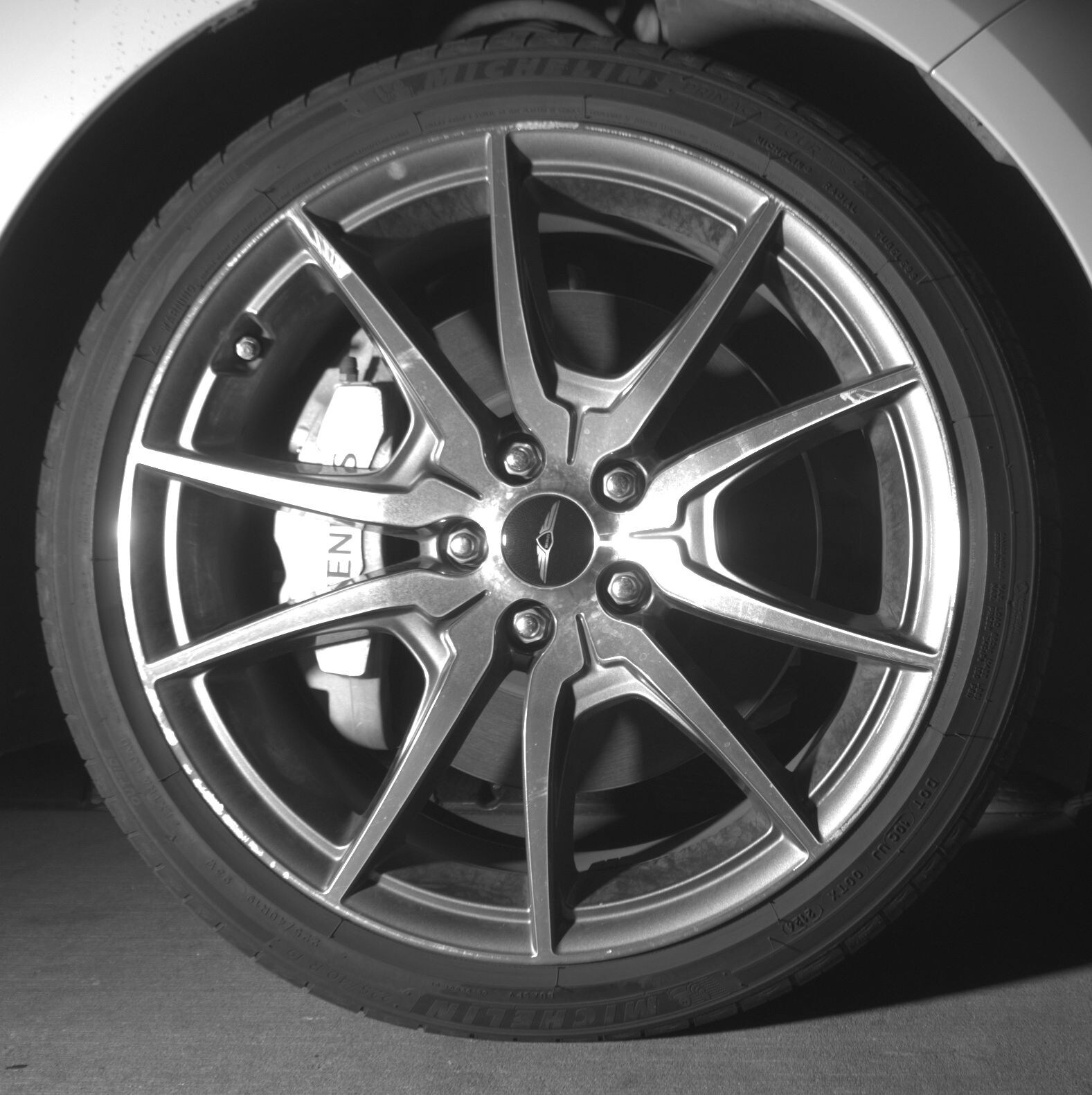 Thumbnail: 2025 Genesis G70 - 10