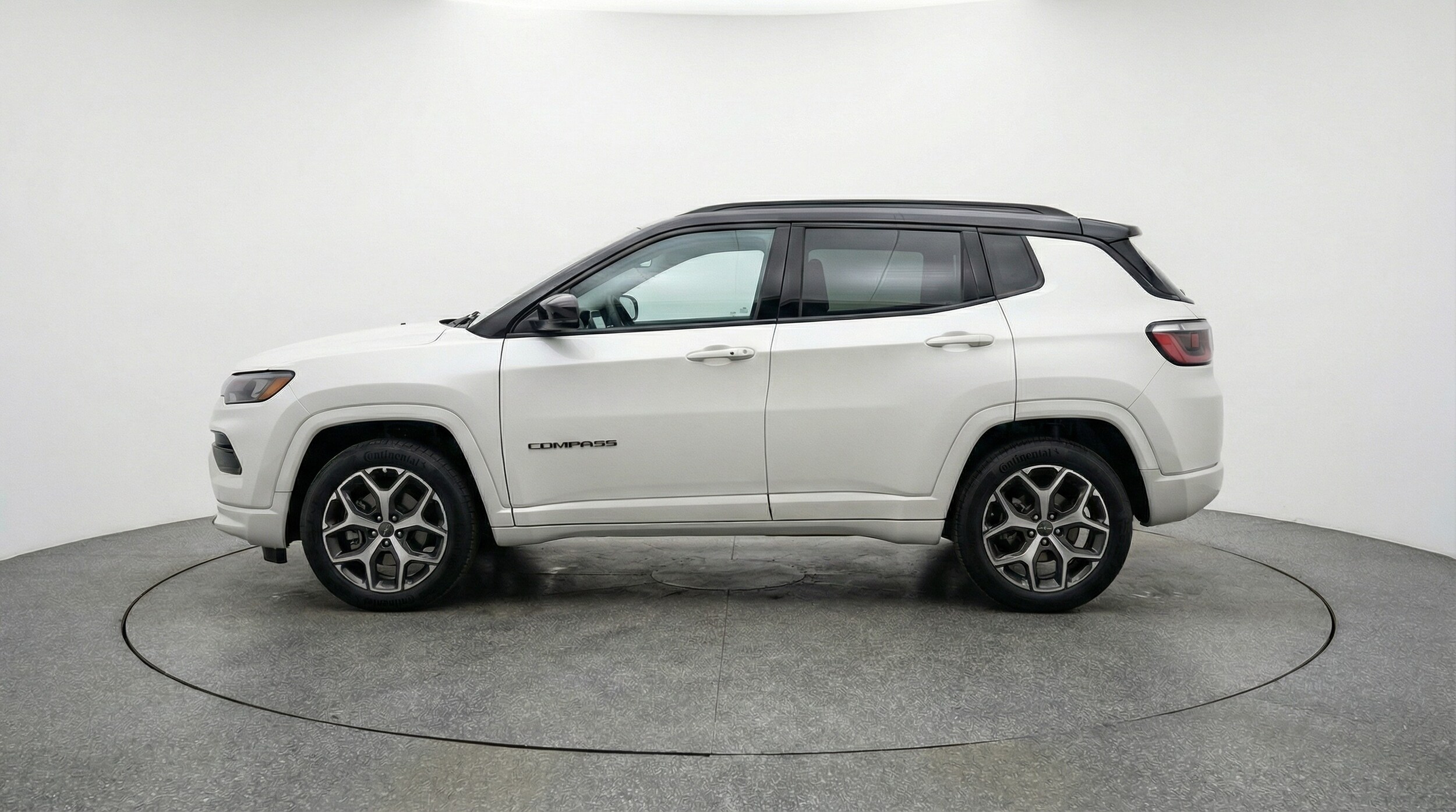 Thumbnail: 2025 Jeep Compass - 4