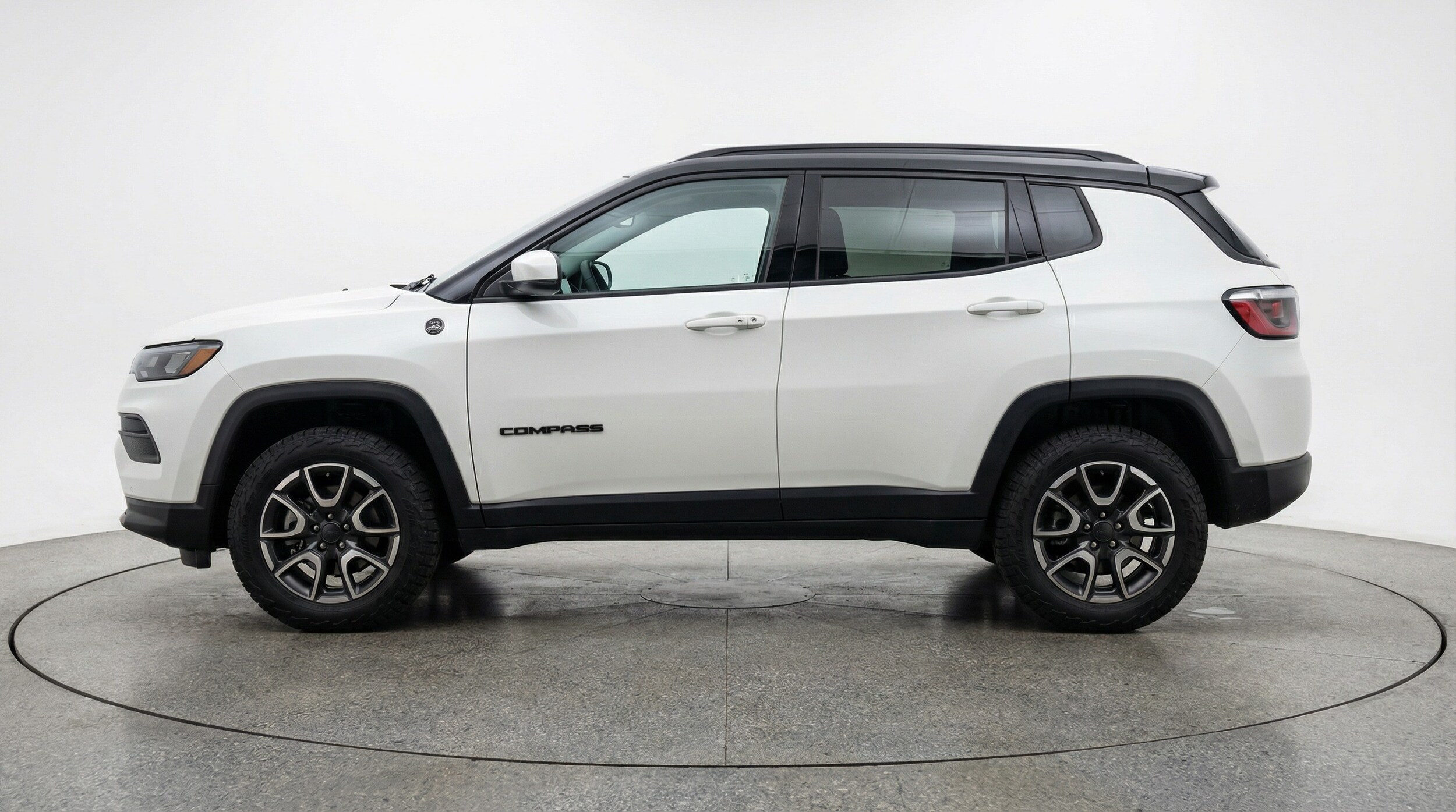 Thumbnail: 2025 Jeep Compass - 4