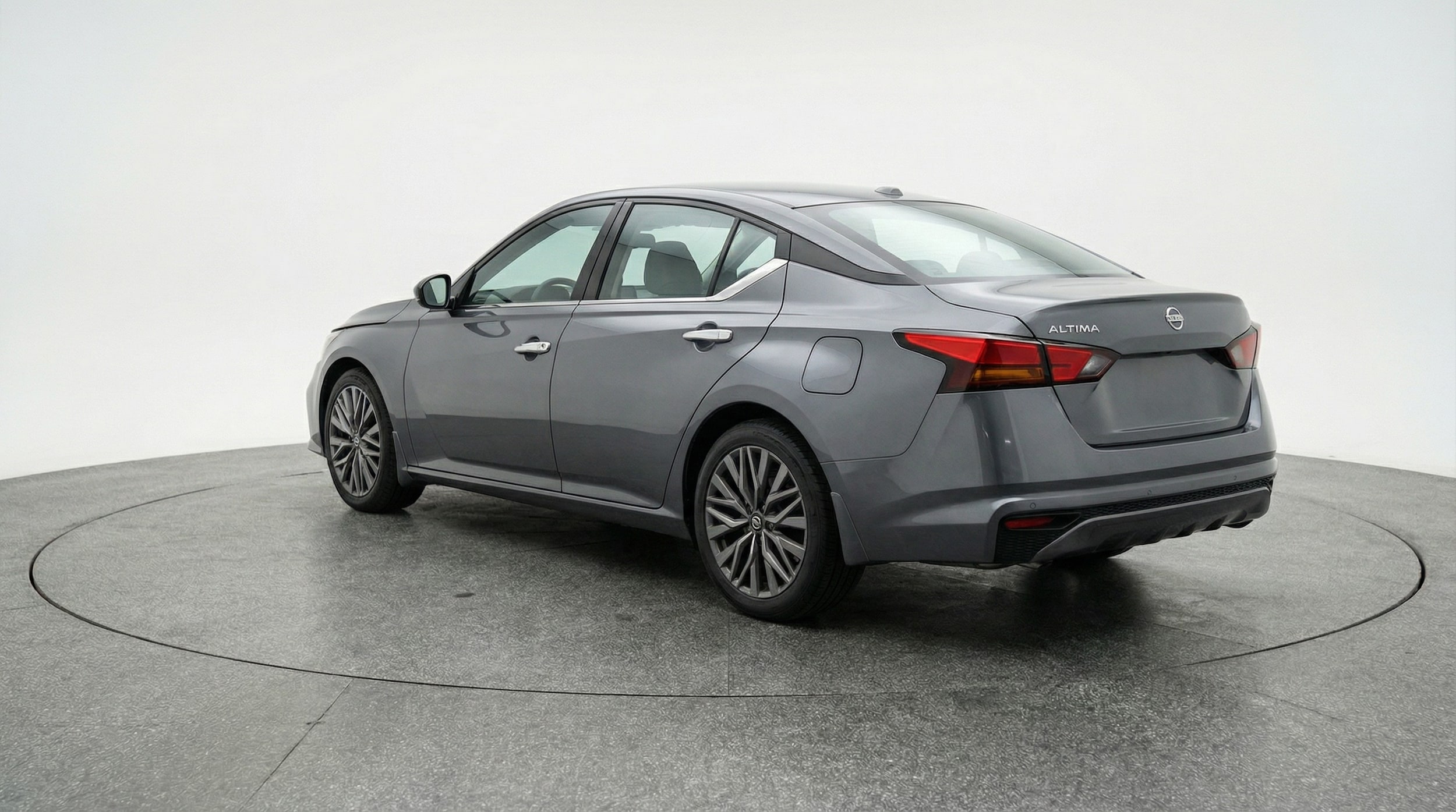 Thumbnail: 2025 Nissan Altima - 5