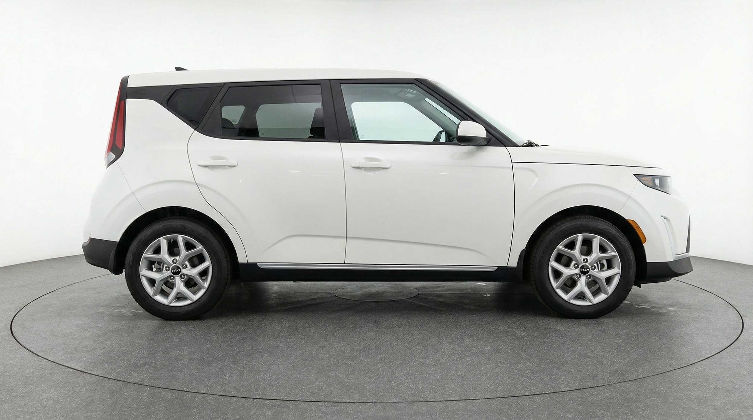 Thumbnail: 2025 Kia Soul - 8