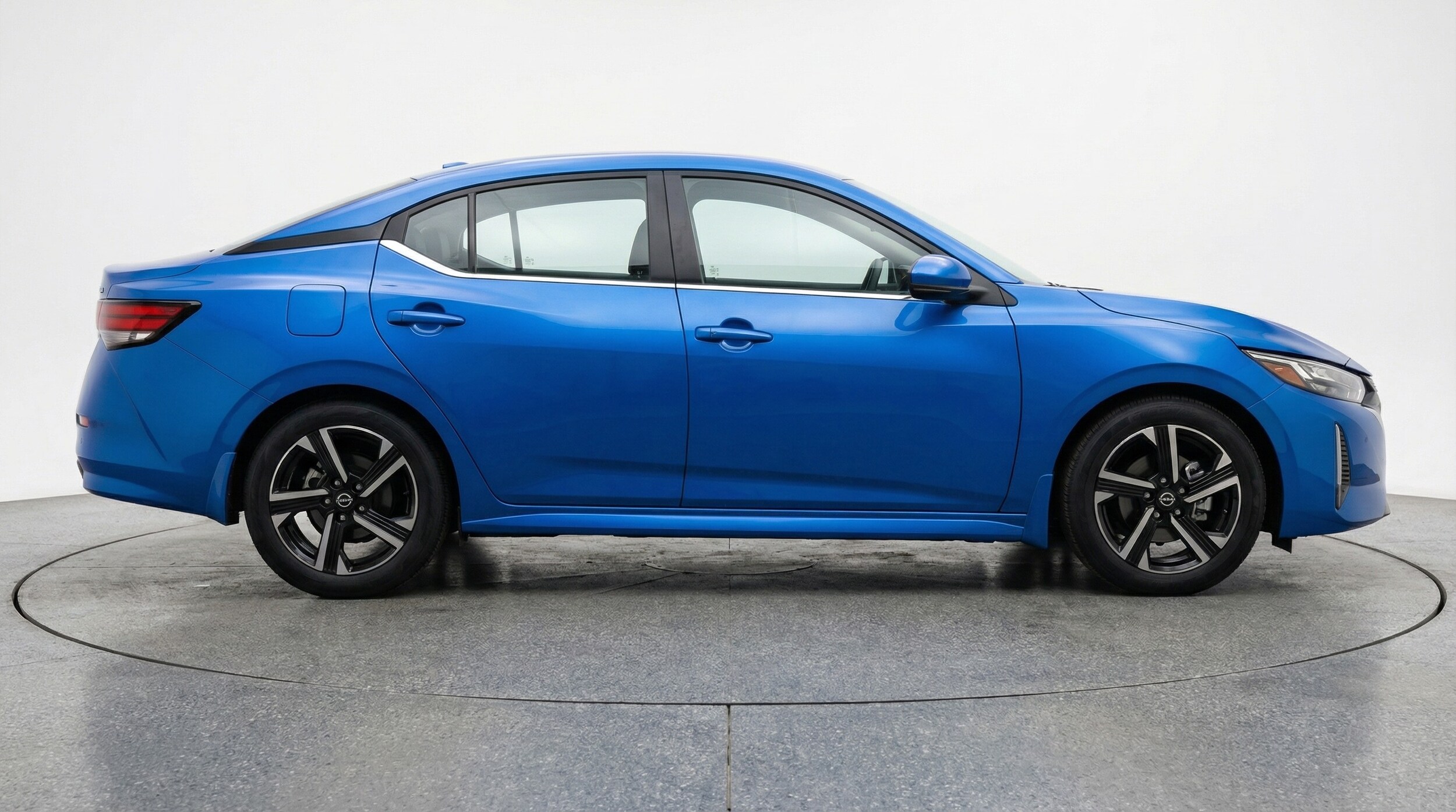 Thumbnail: 2025 Nissan Sentra - 8