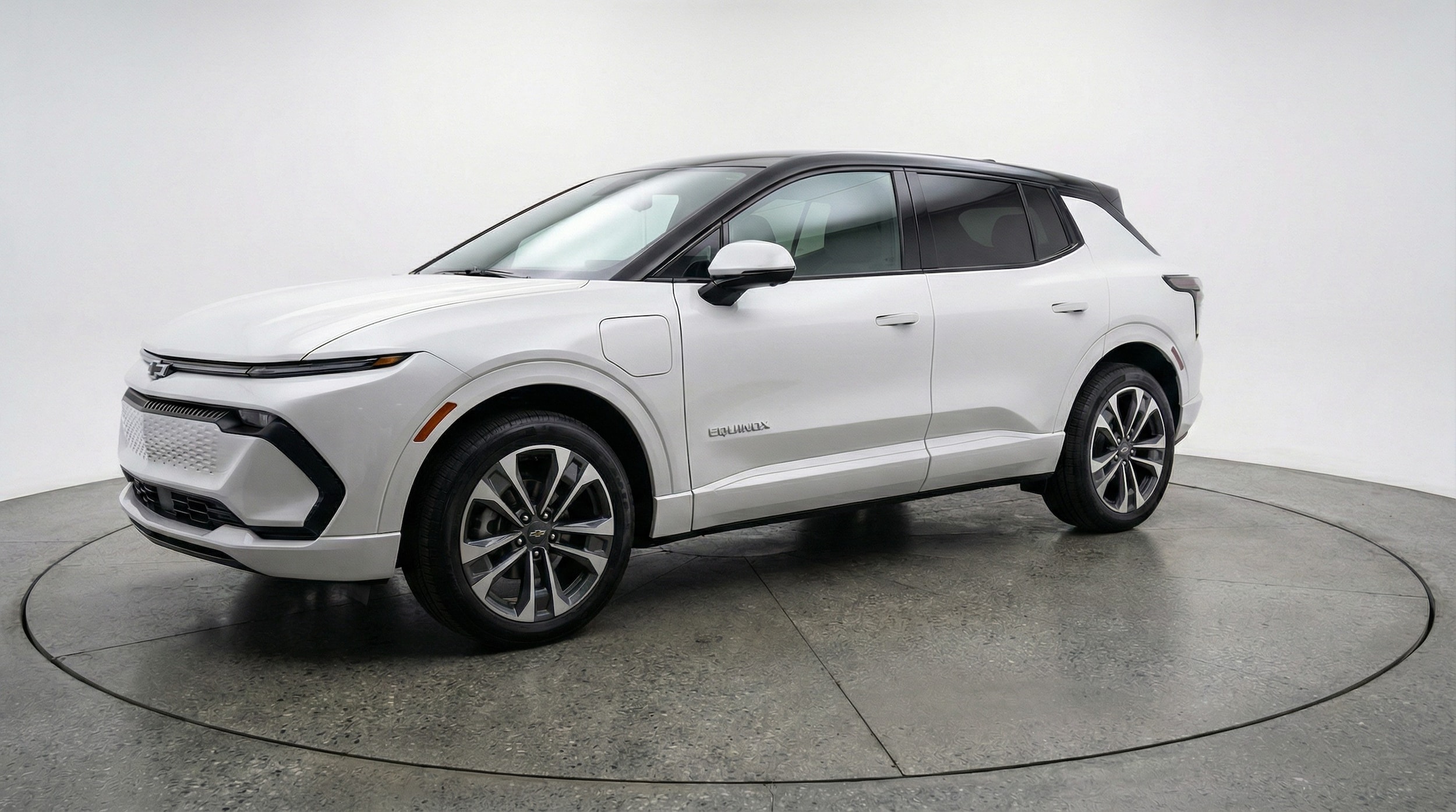Thumbnail: 2025 Chevrolet Equinox - 3