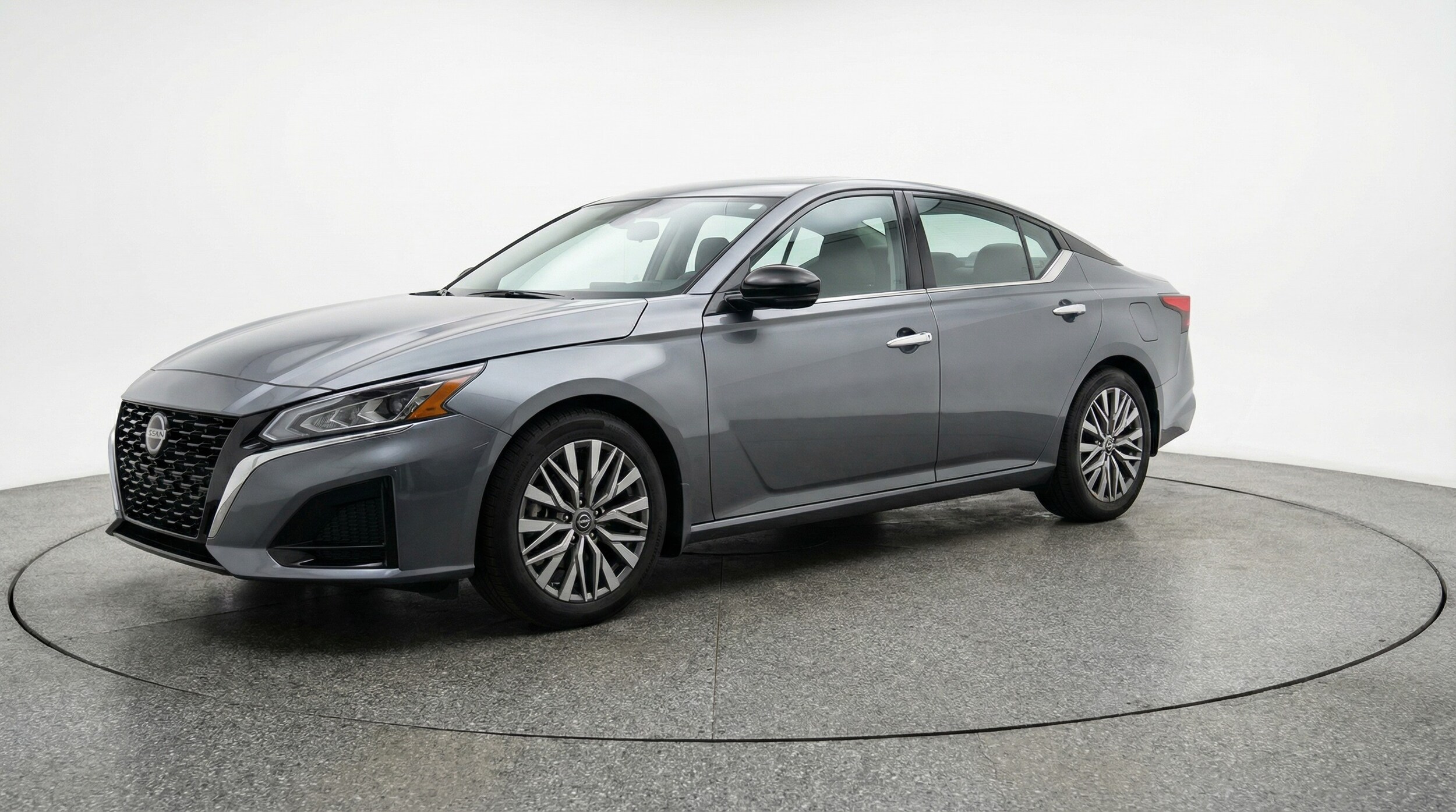 Thumbnail: 2025 Nissan Altima - 3