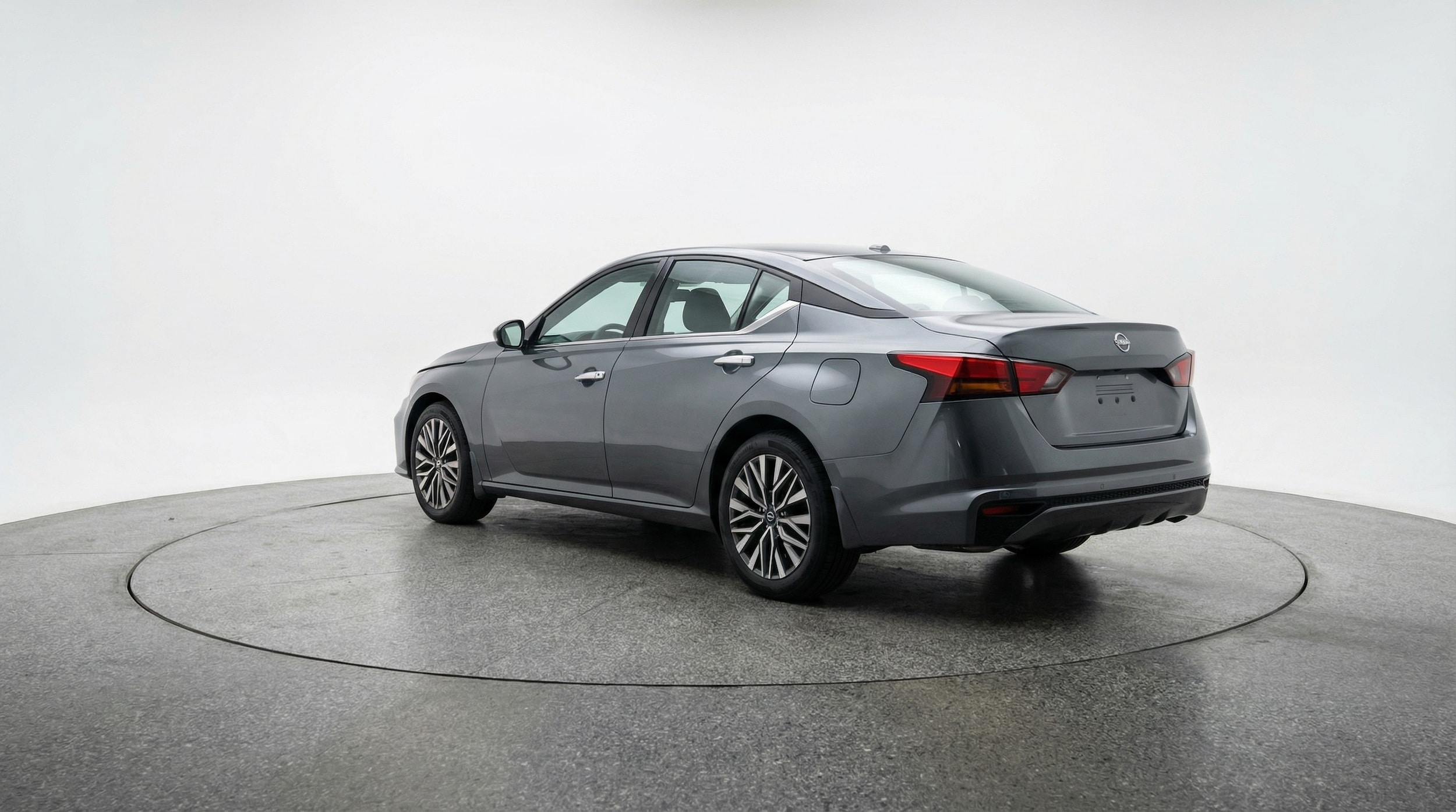 Thumbnail: 2025 Nissan Altima - 5