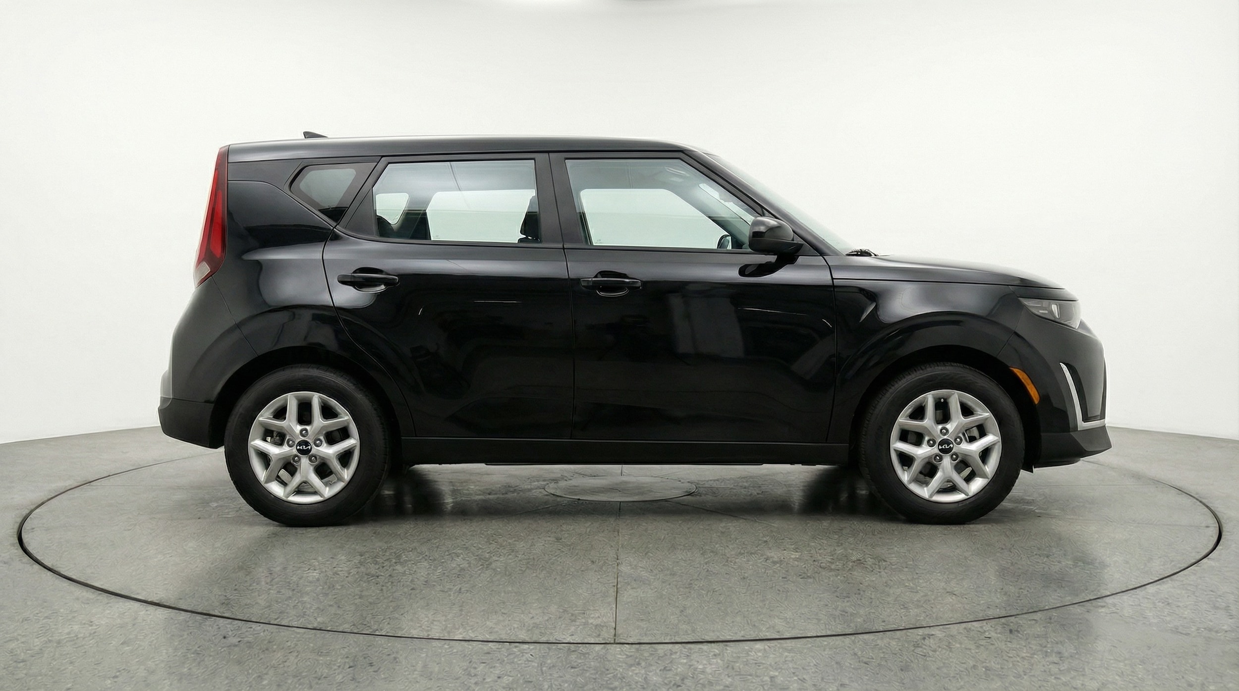 Thumbnail: 2025 Kia Soul - 8