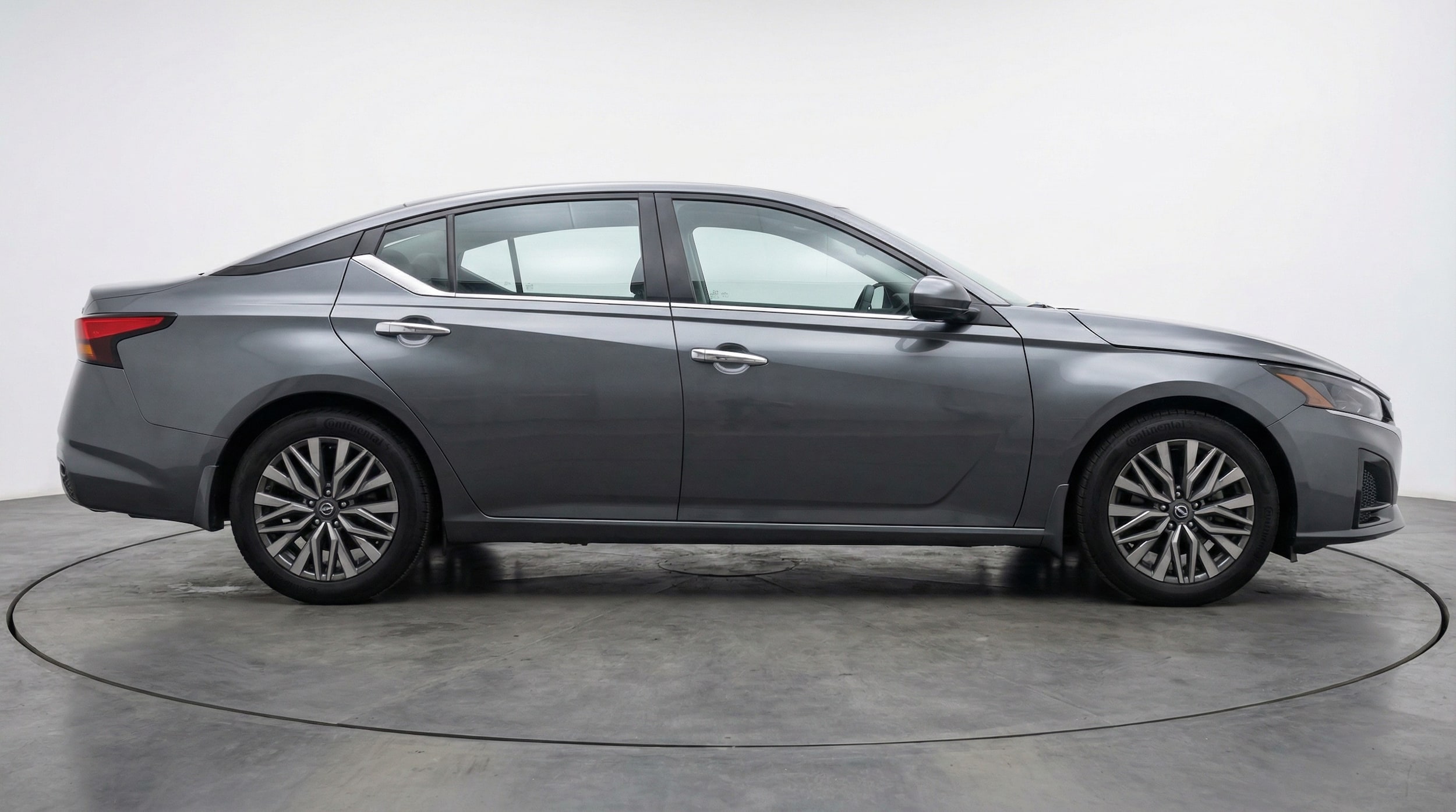 Thumbnail: 2025 Nissan Altima - 8