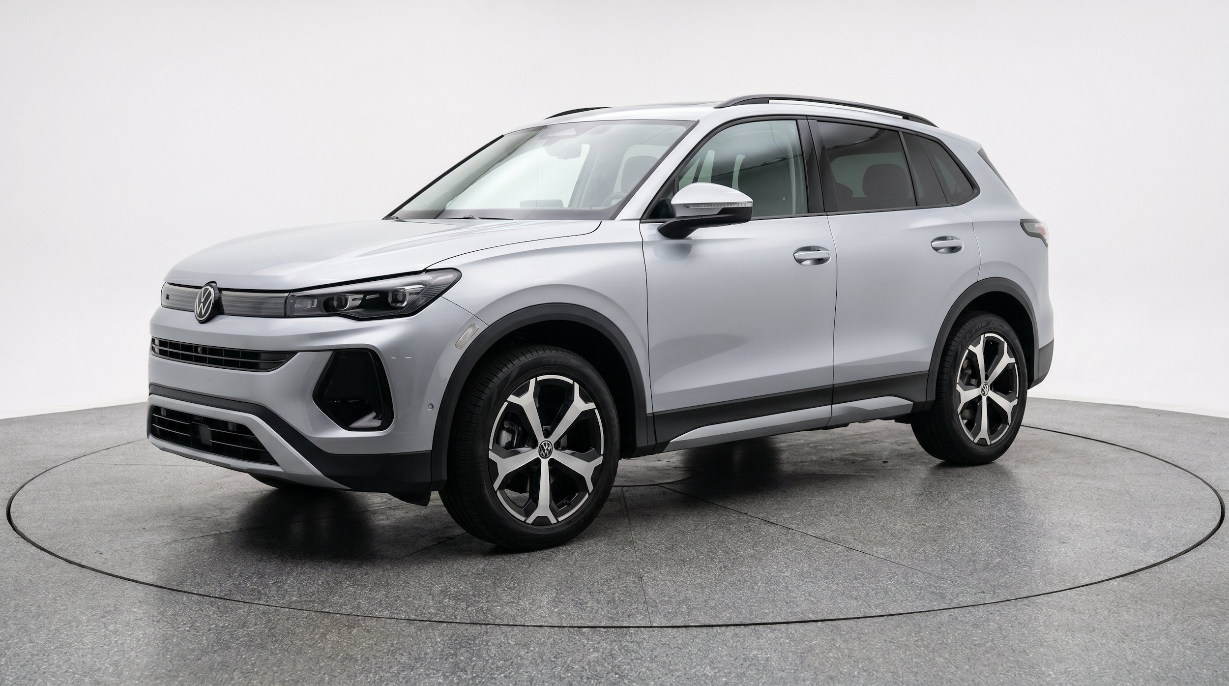 Thumbnail: 2026 Volkswagen Tiguan - 3