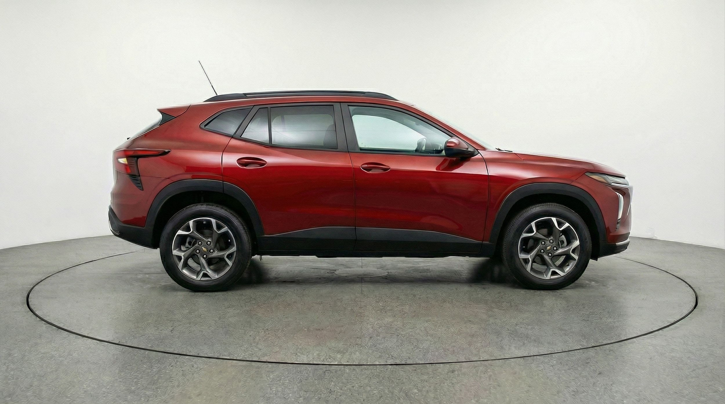 Thumbnail: 2025 Chevrolet Trax - 8