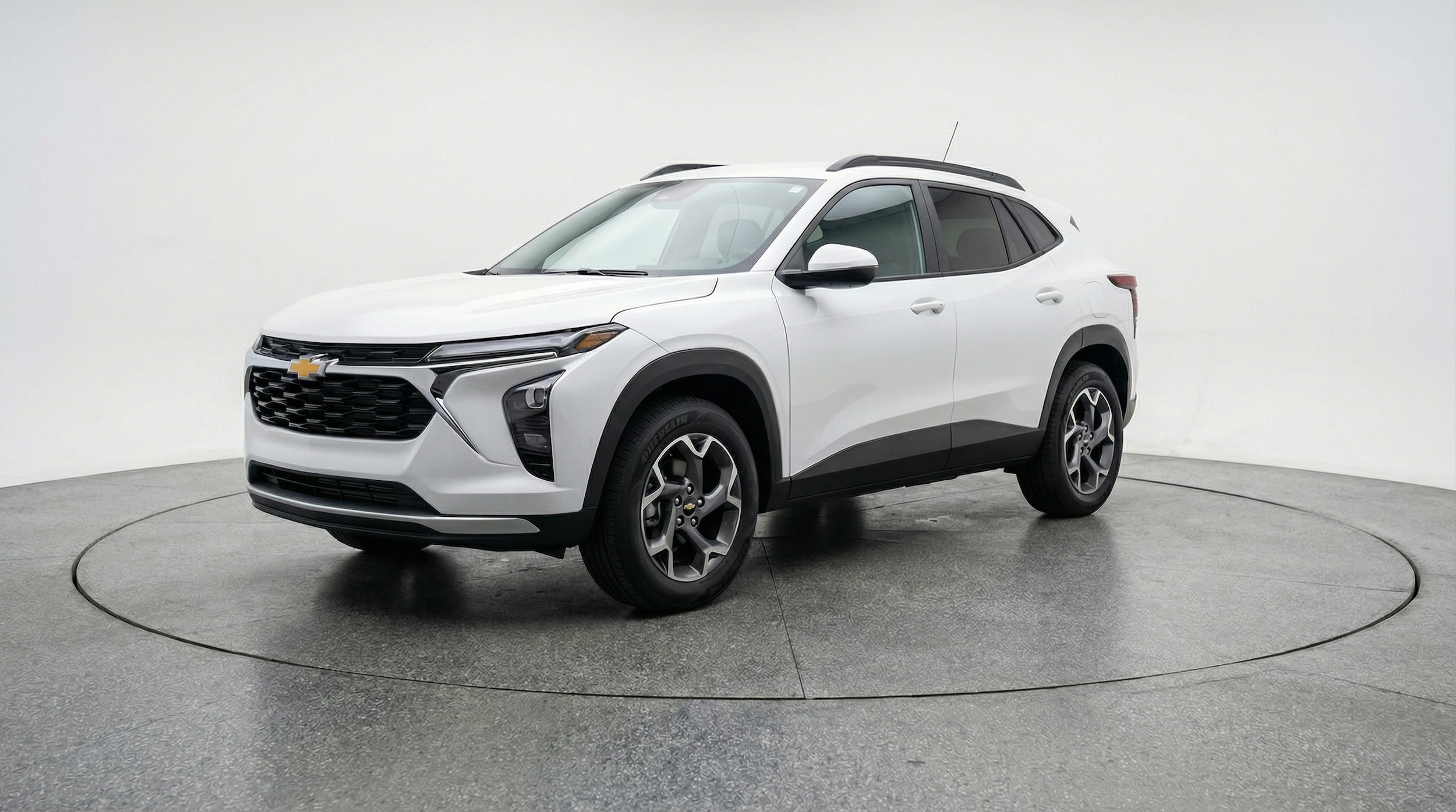 Thumbnail: 2025 Chevrolet Trax - 3