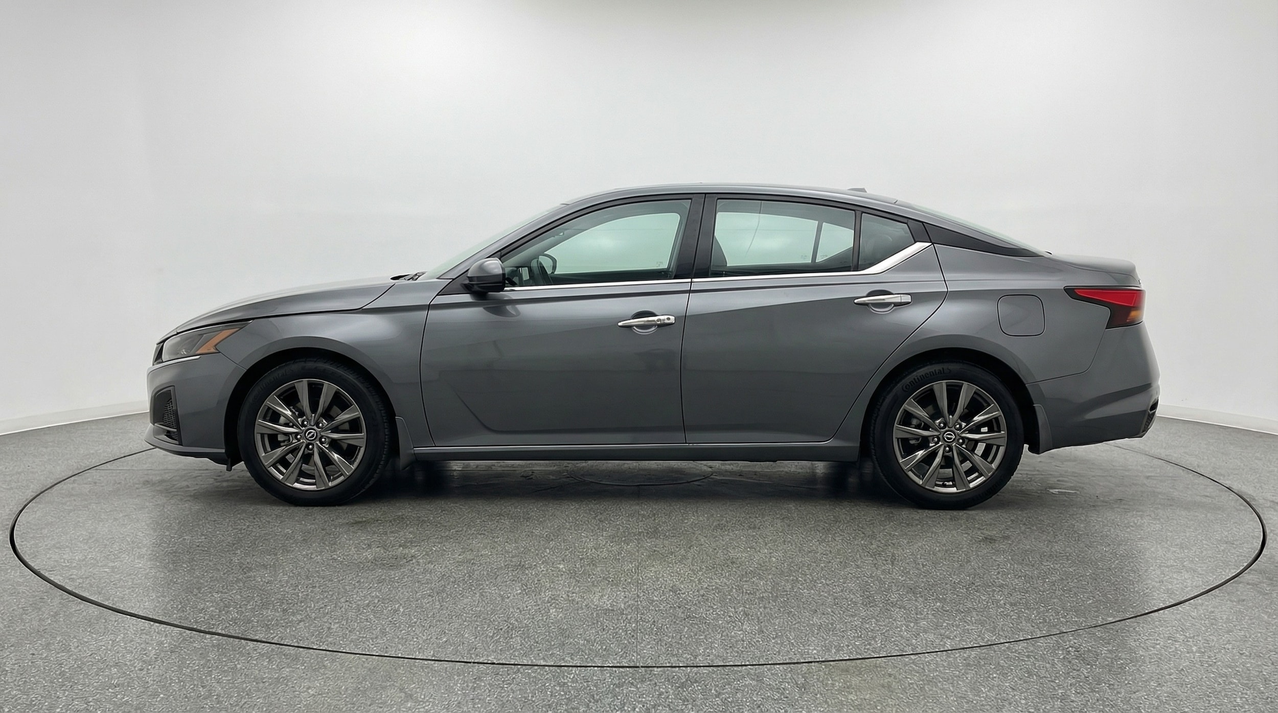 Thumbnail: 2025 Nissan Altima - 4