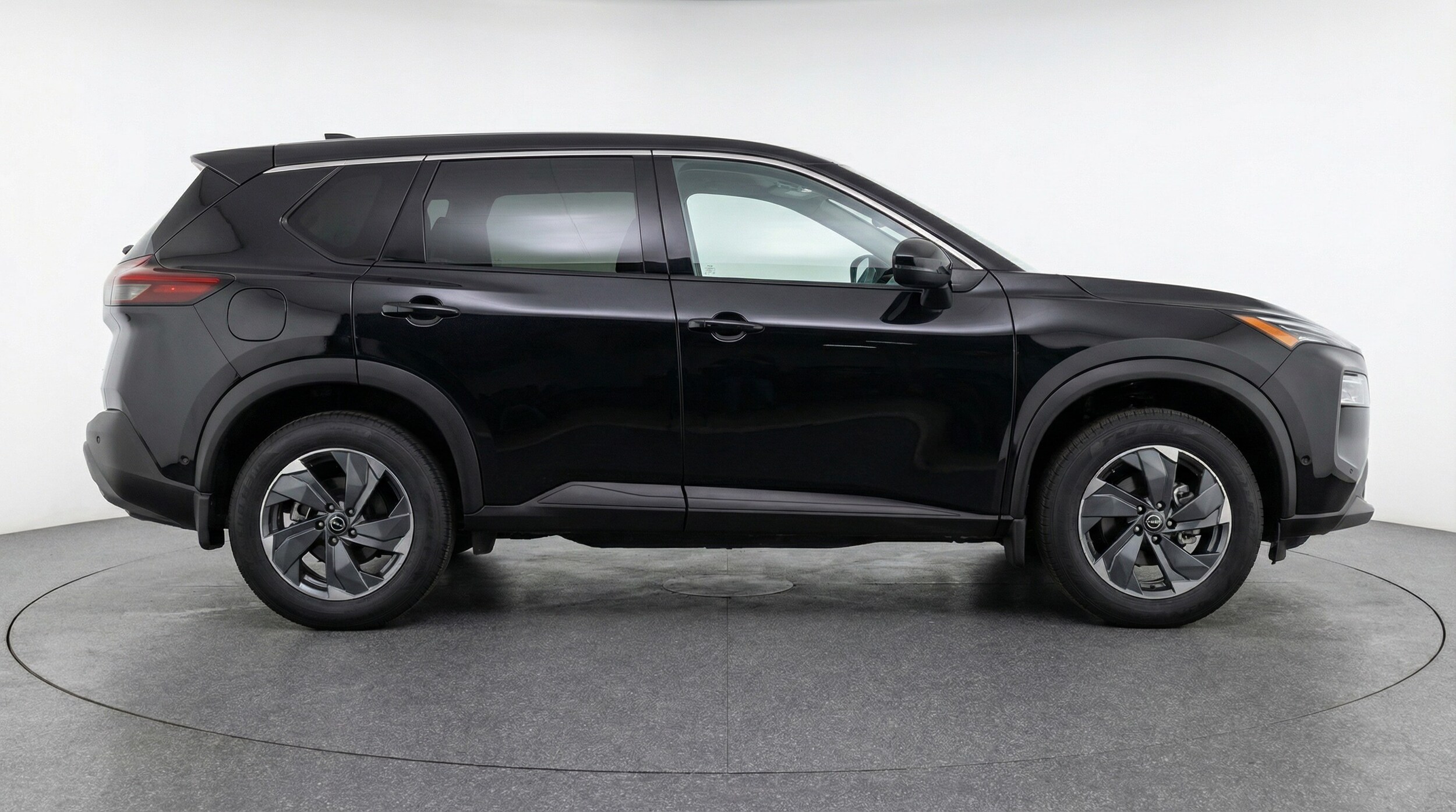 Thumbnail: 2025 Nissan Rogue - 8