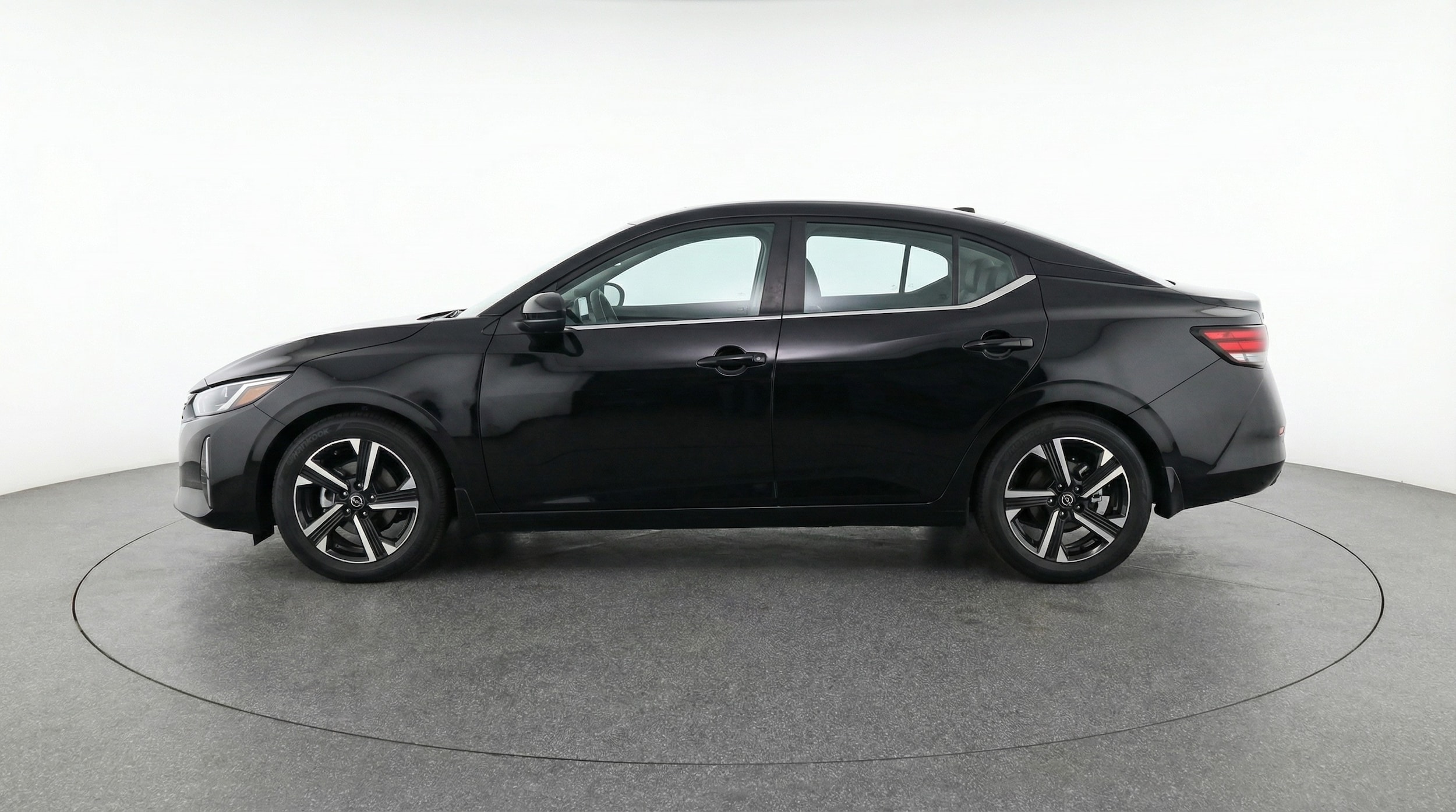 Thumbnail: 2025 Nissan Sentra - 4