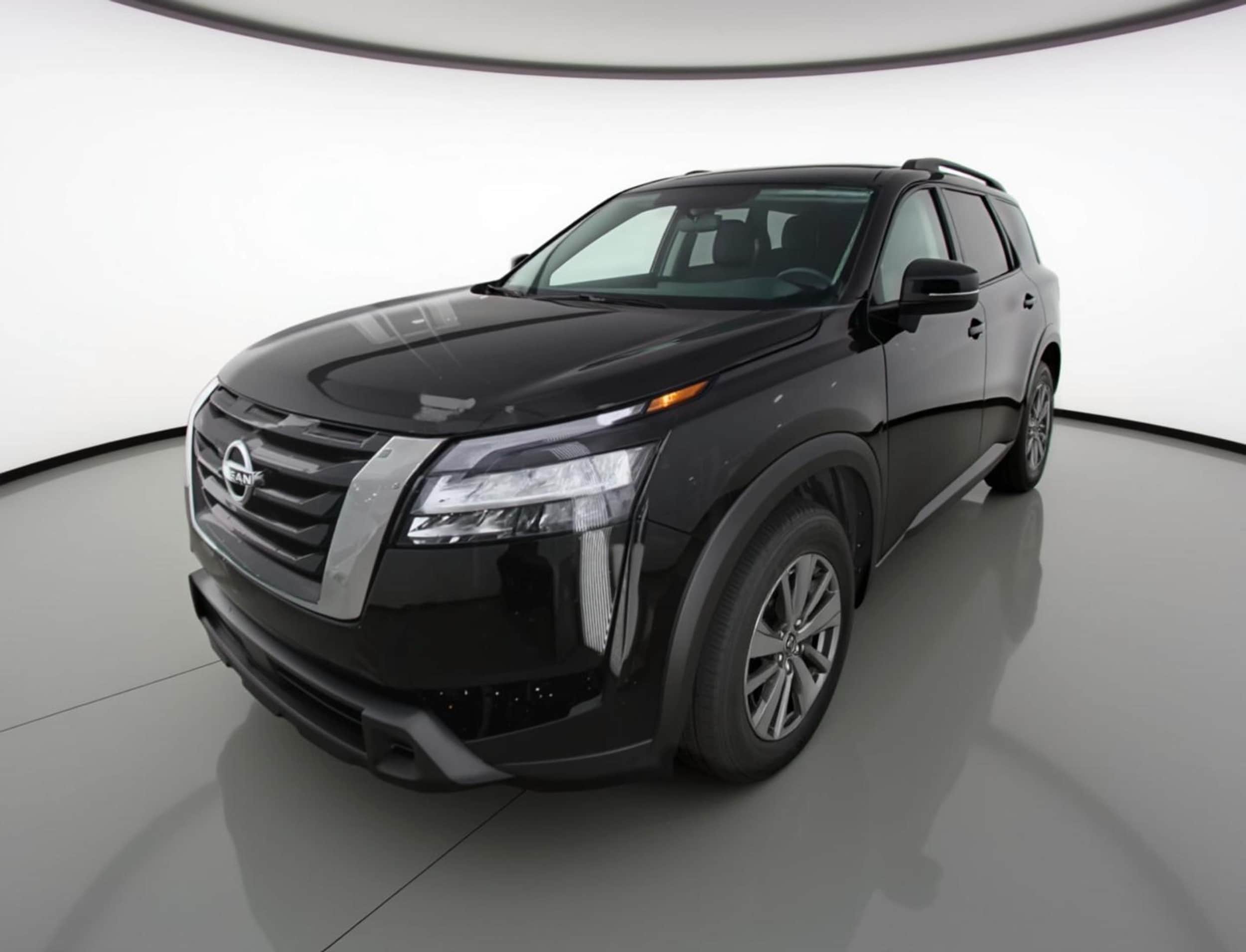 Thumbnail: 2025 Nissan Pathfinder - 3