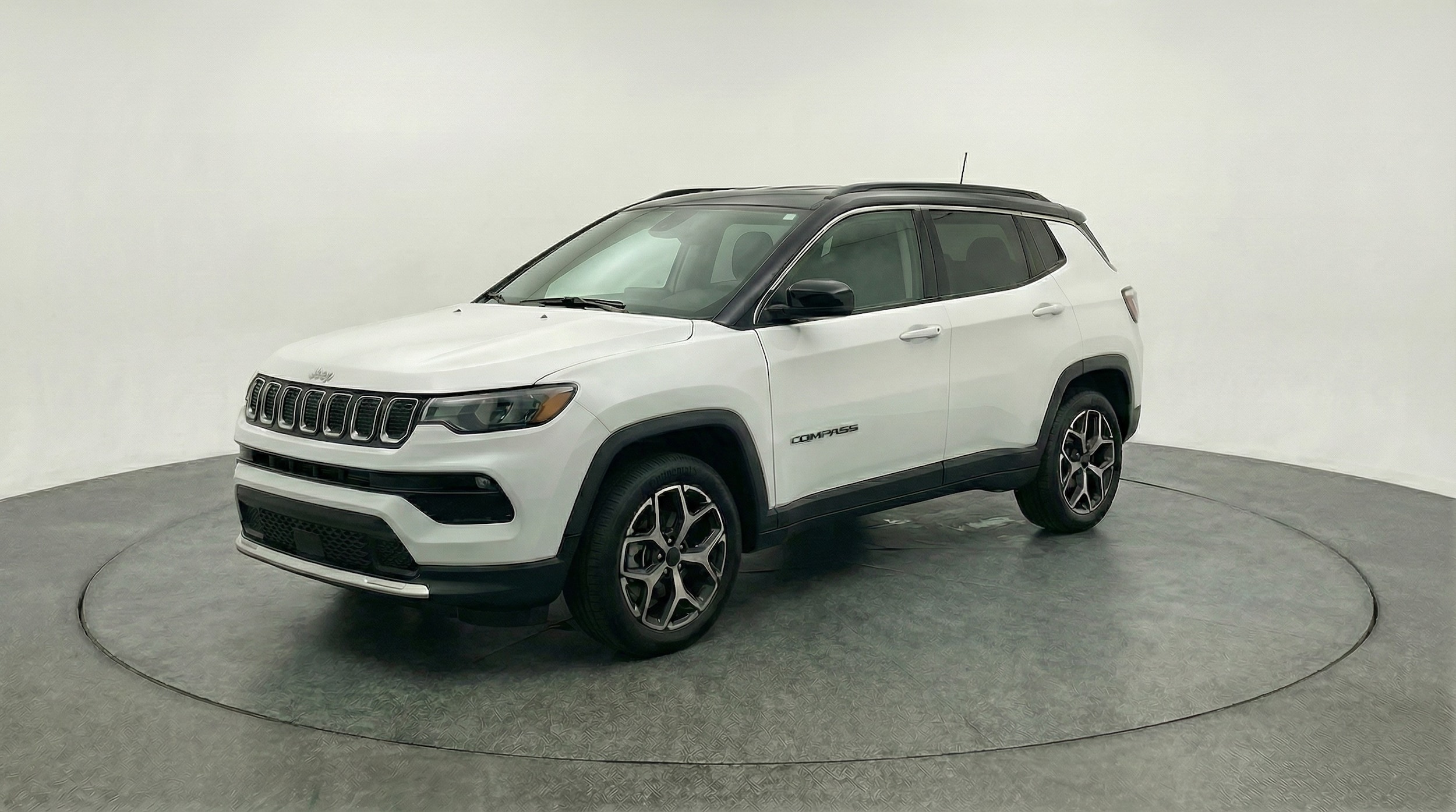 Thumbnail: 2025 Jeep Compass - 3