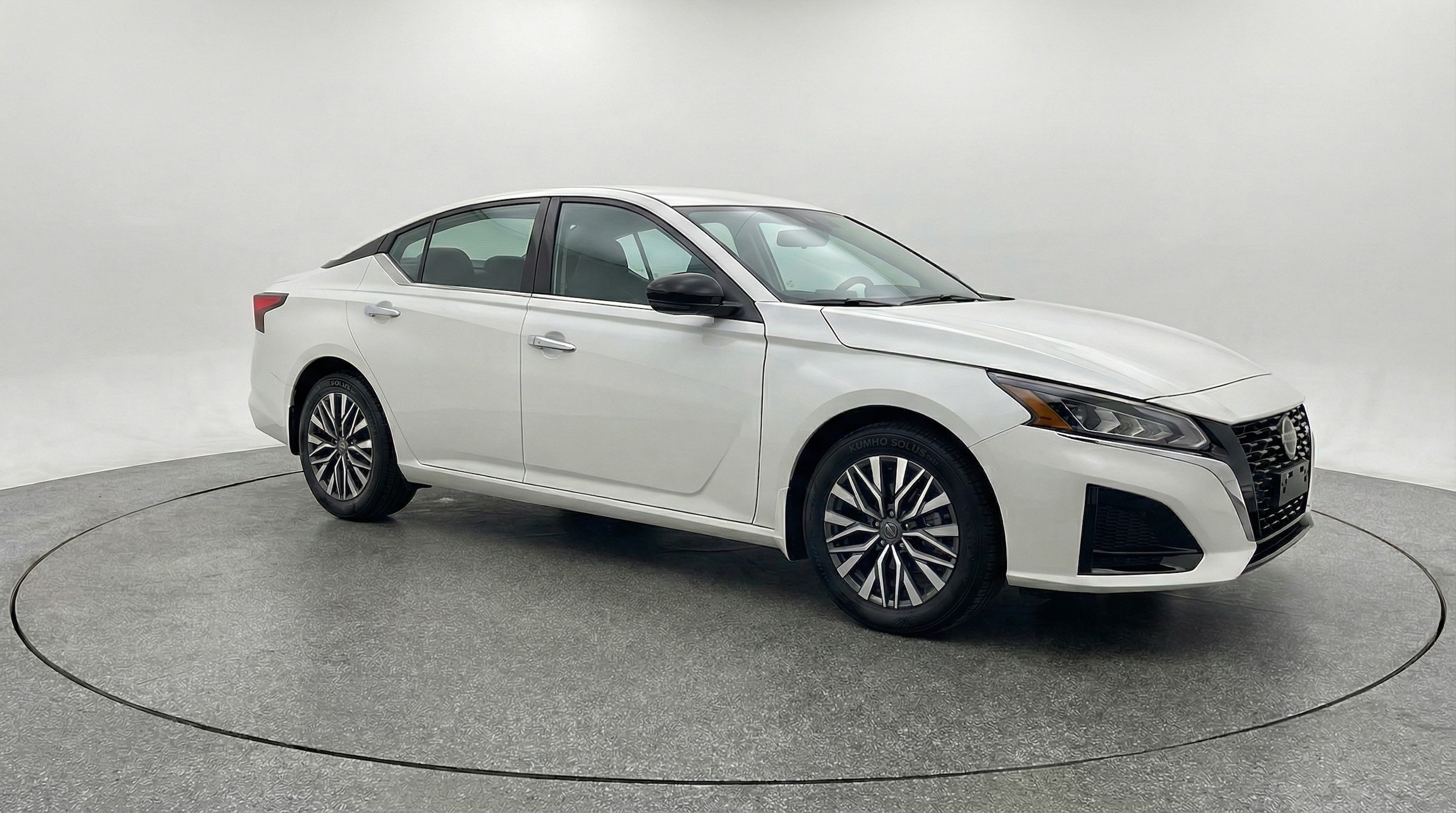 Thumbnail: 2025 Nissan Altima - 1