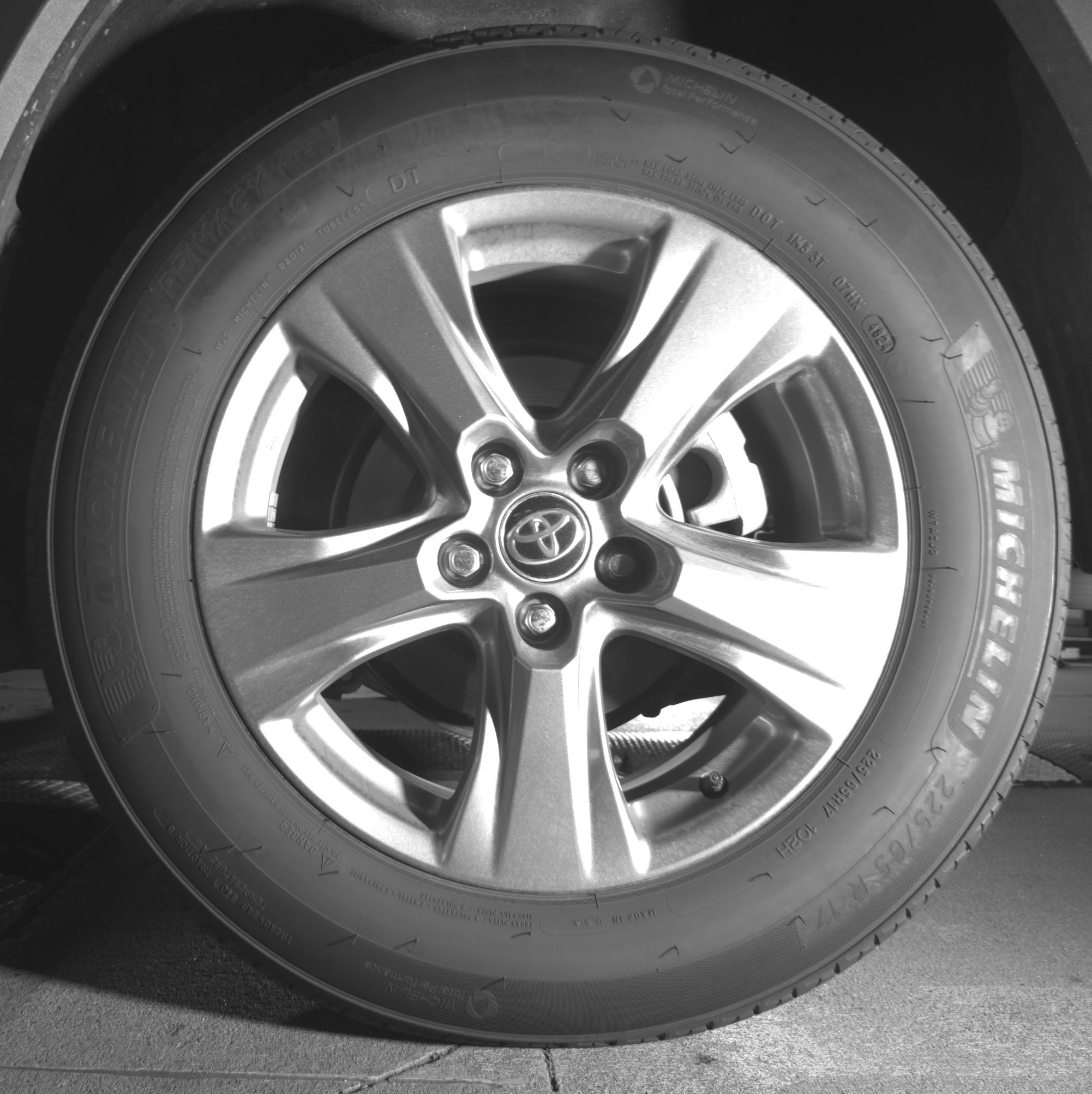 Thumbnail: 2025 Toyota RAV4 - 11