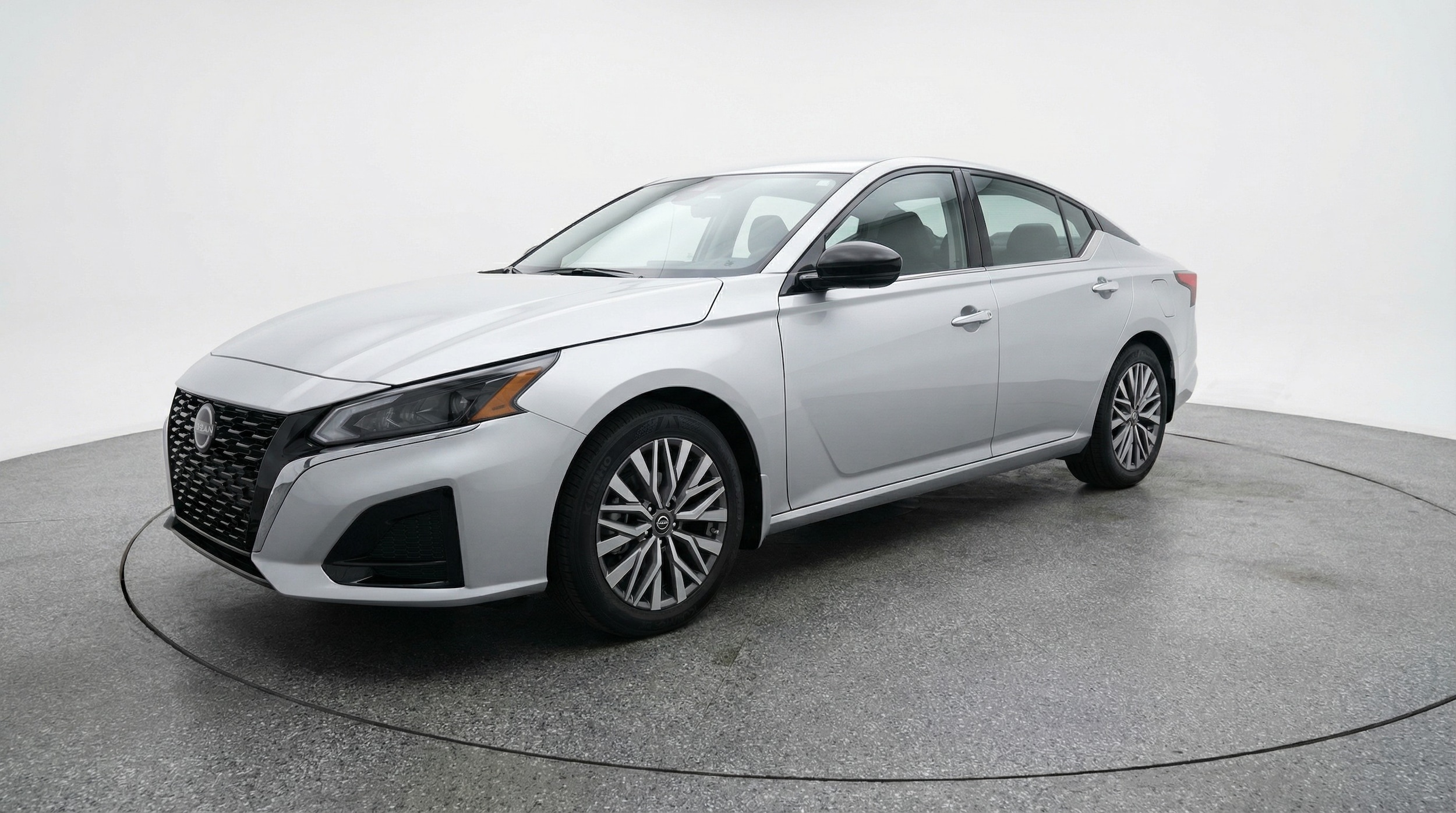 Thumbnail: 2025 Nissan Altima - 3