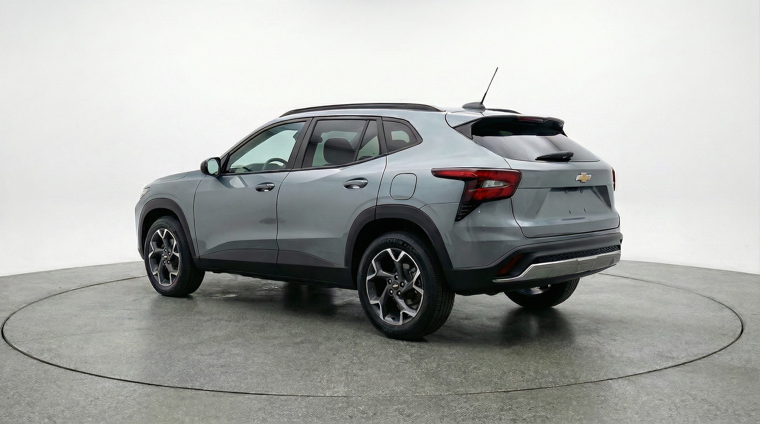 Thumbnail: 2025 Chevrolet Trax - 5