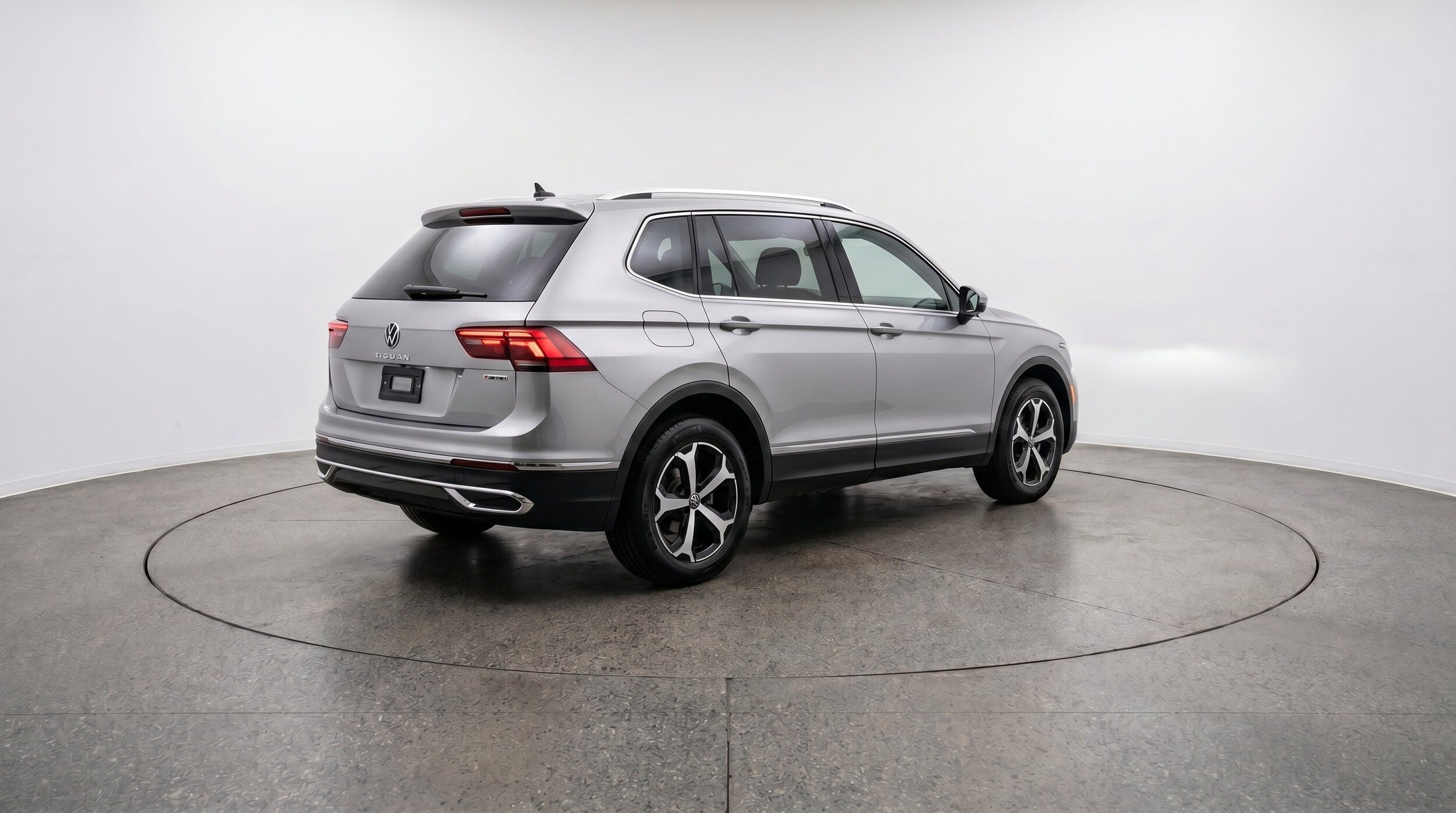 Thumbnail: 2026 Volkswagen Tiguan - 9