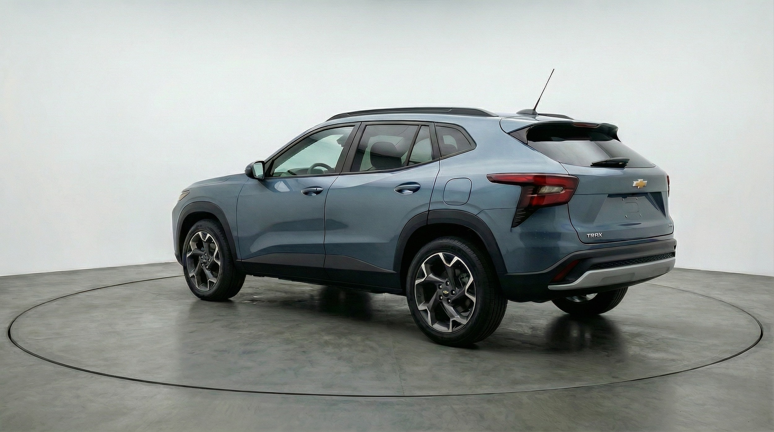 Thumbnail: 2025 Chevrolet Trax - 5