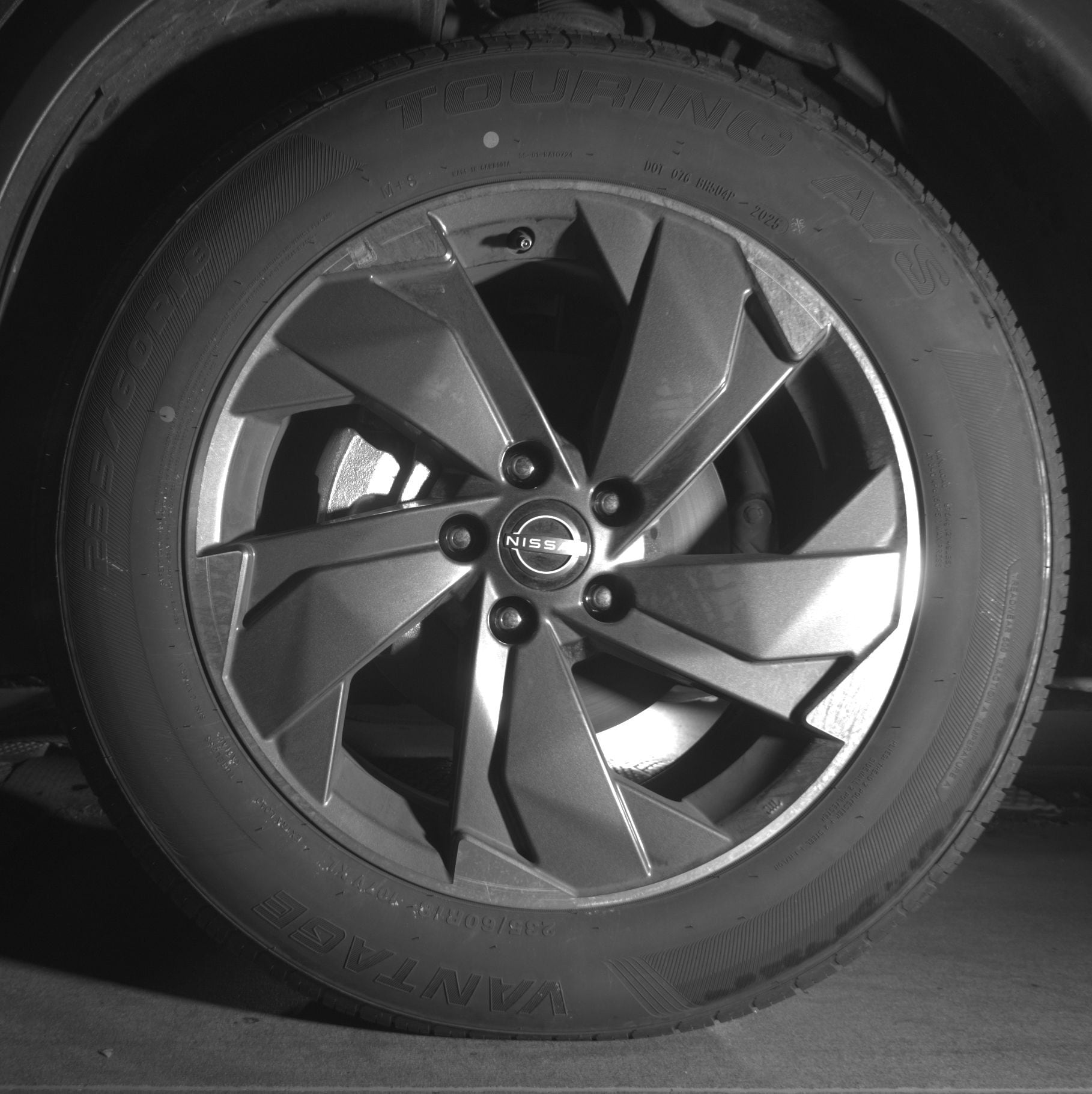 Thumbnail: 2025 Nissan Rogue - 9