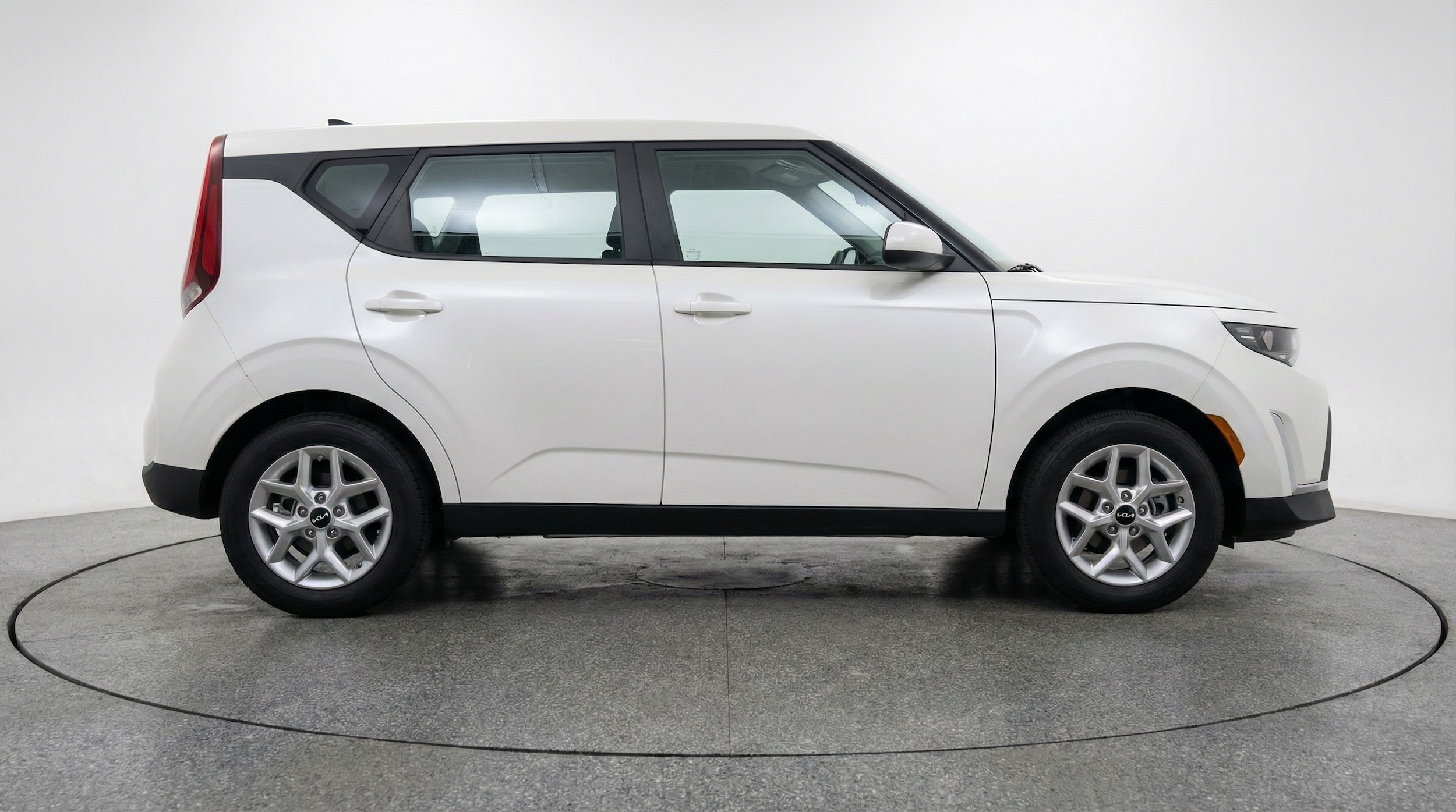 Thumbnail: 2025 Kia Soul - 8