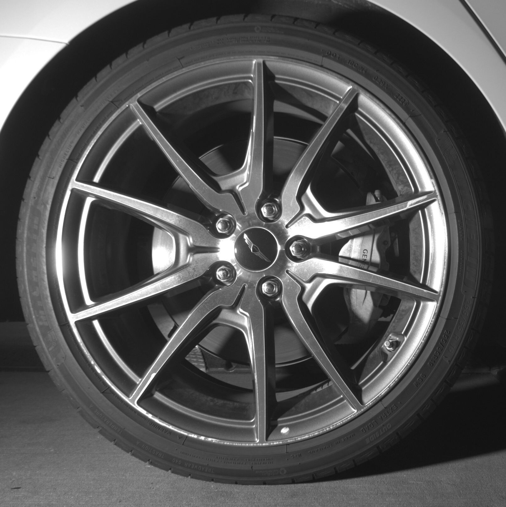 Thumbnail: 2025 Genesis G70 - 12