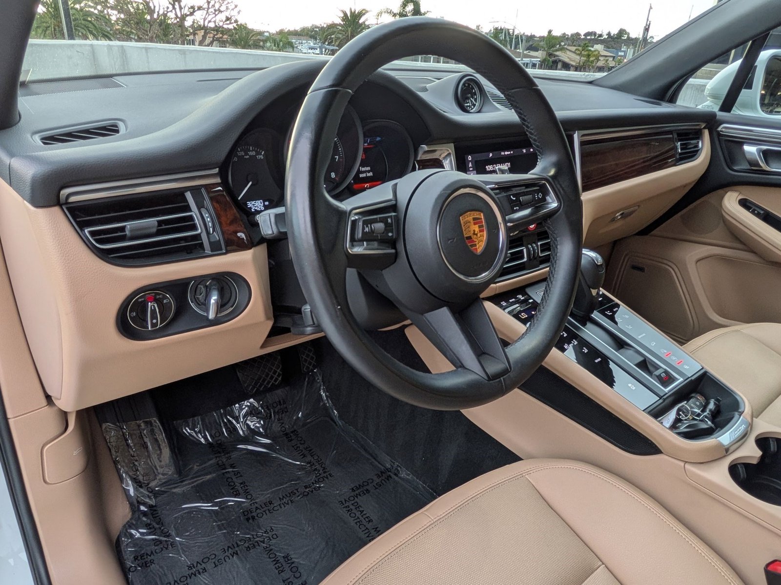 2022 Porsche Macan photo 4