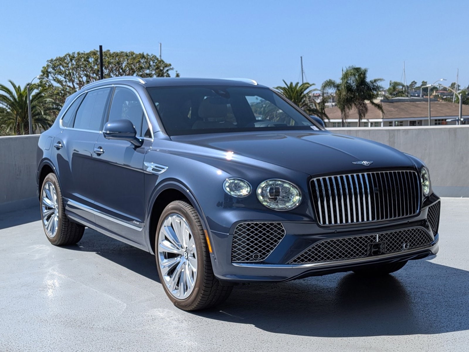 2025 Bentley Bentayga