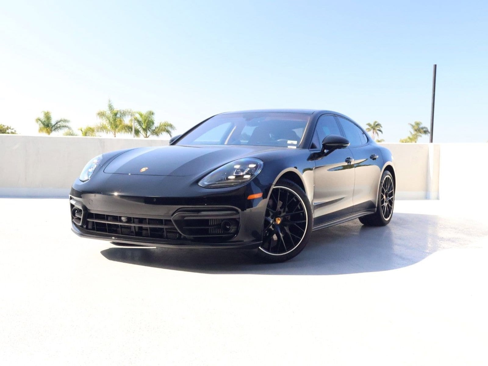2023 Porsche Panamera Platinum Edition