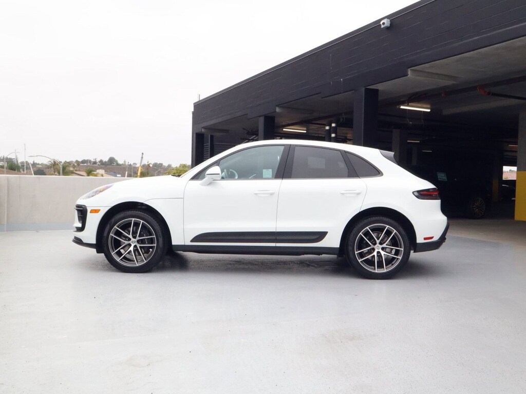 Certified 2025 Porsche Macan SUV