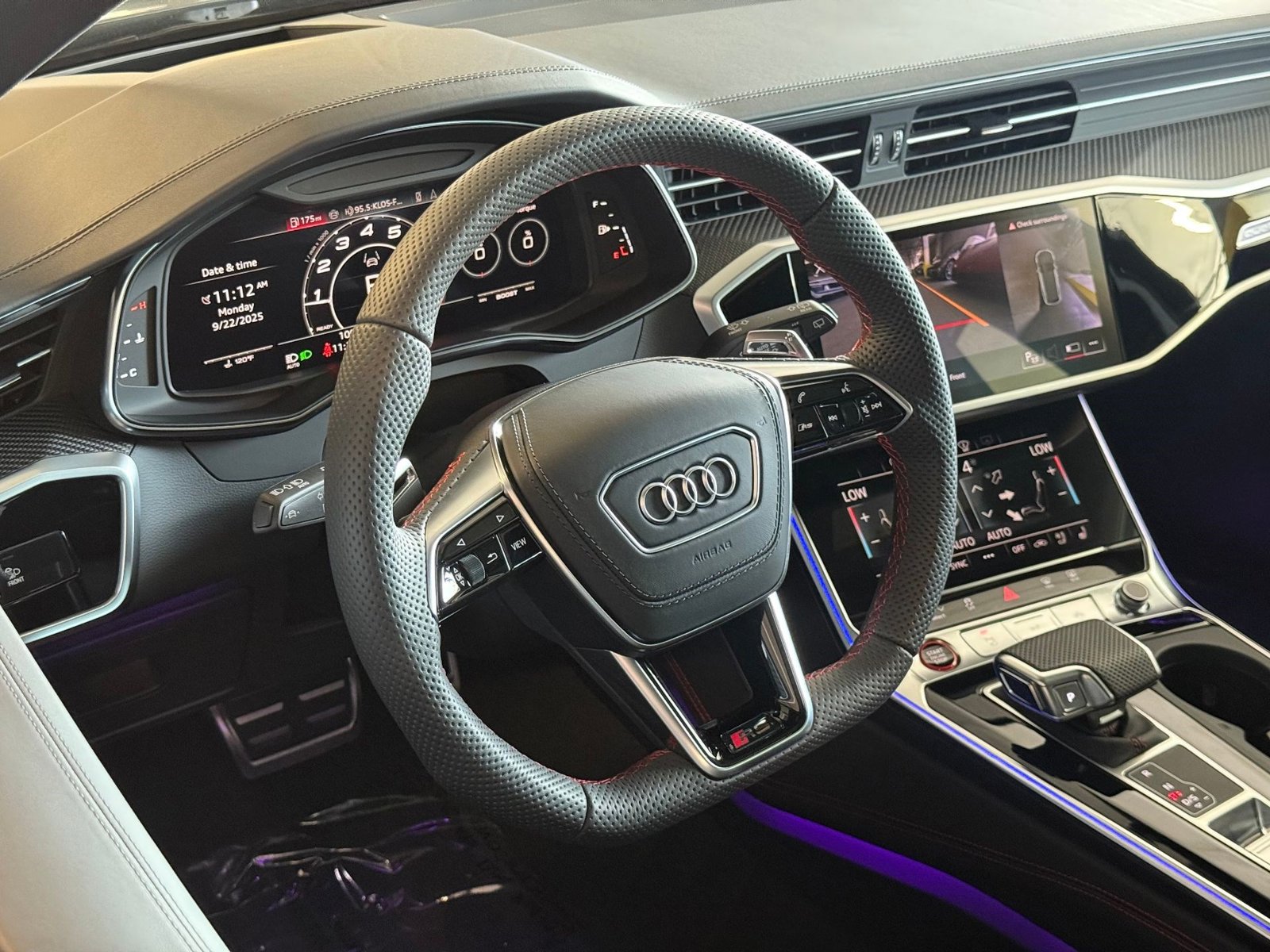 2025 Audi RS 6 Avant Performance Base photo 4
