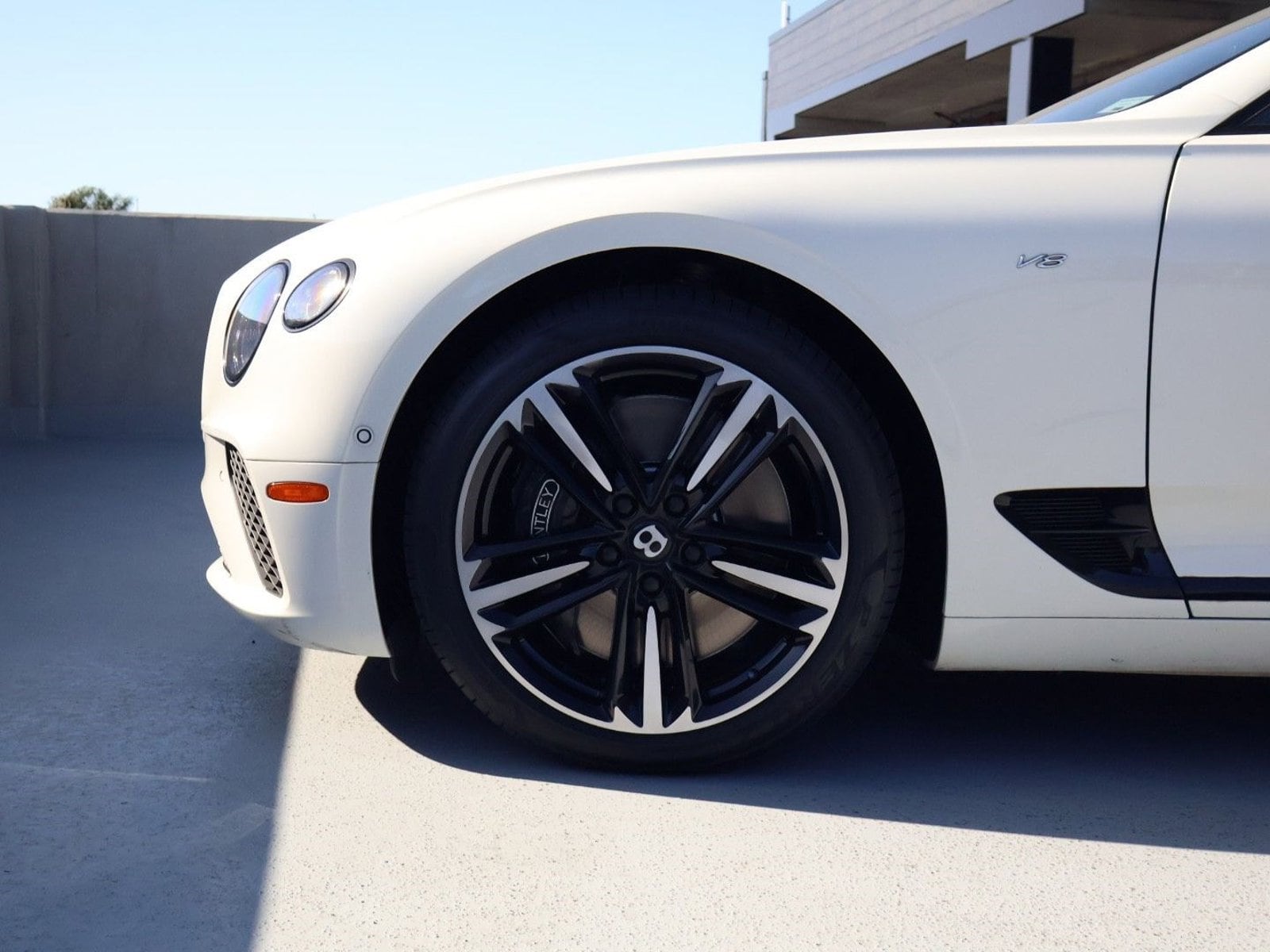 2021 Bentley Continental GT GT V8 photo 6