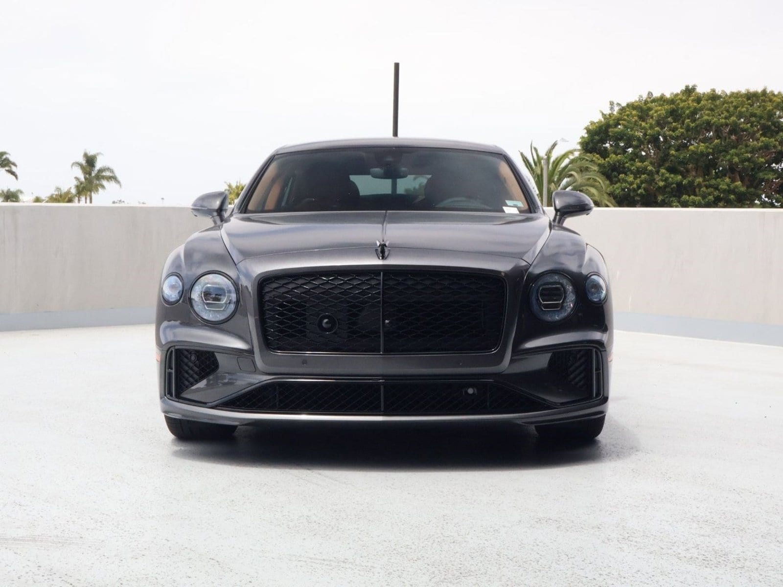 2025 Bentley Flying Spur - Photo 10