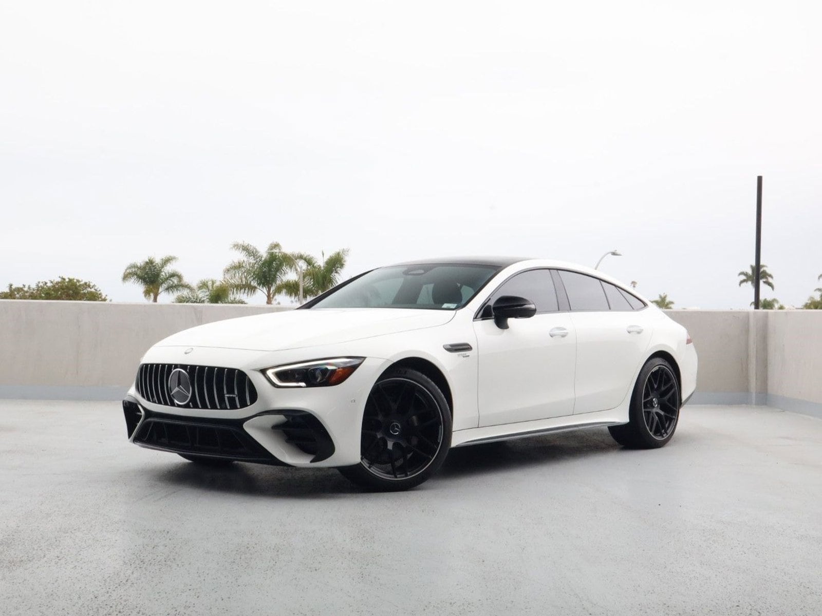 2024 Mercedes-Benz AMG GT 53's photo